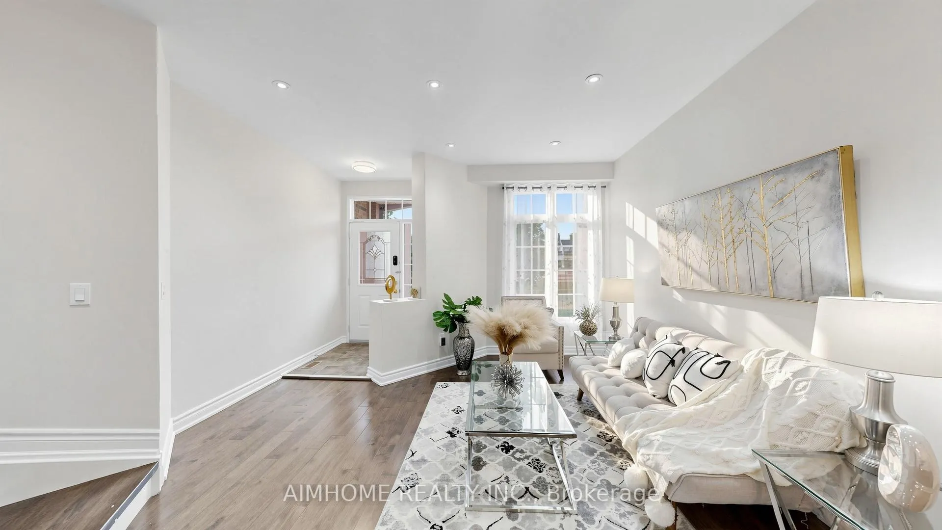 Photo 3 of 87 Bur Oak Avenue, Markham, Berczy — HOMEH