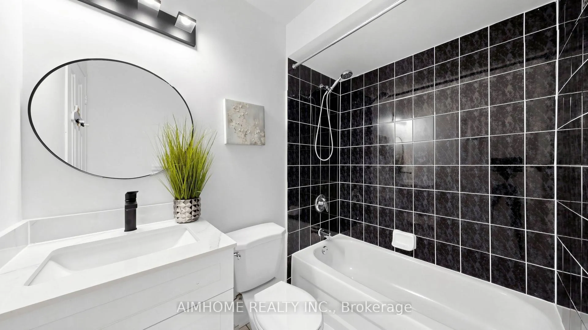 Photo 33 of 87 Bur Oak Avenue, Markham, Berczy — HOMEH
