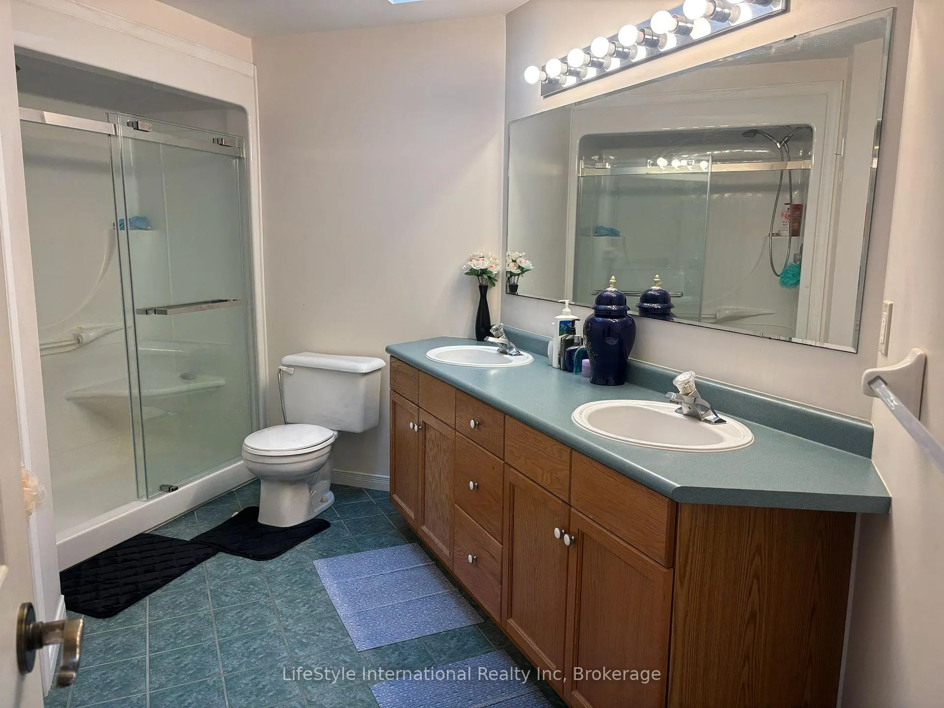 Photo 16 of 41 Camm Crescent, Guelph, Pineridge/Westminster Woods — HOMEH