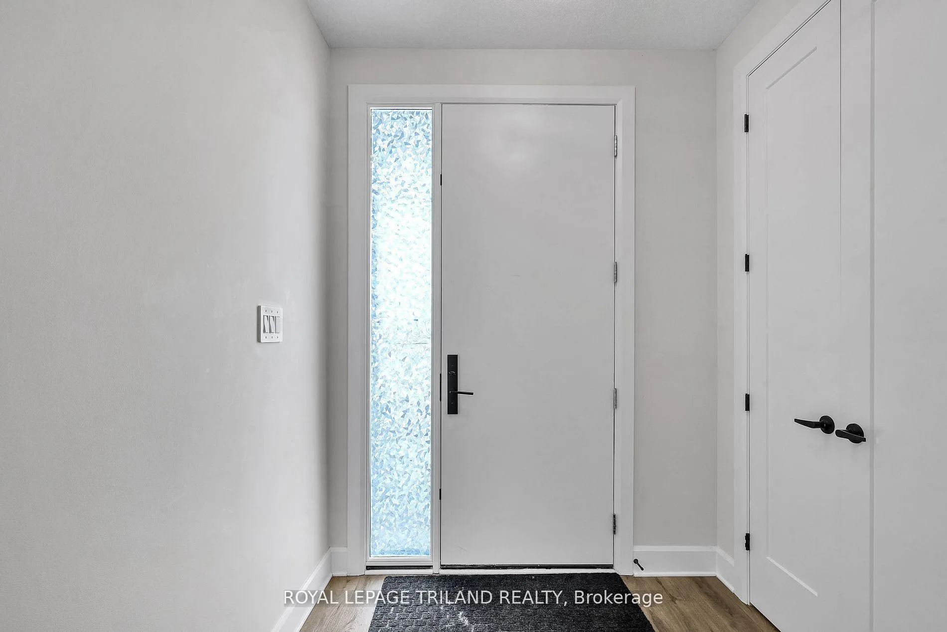 Photo 2 of Unit 231, 175 Doan Drive E, Middlesex Centre, Kilworth — HOMEH