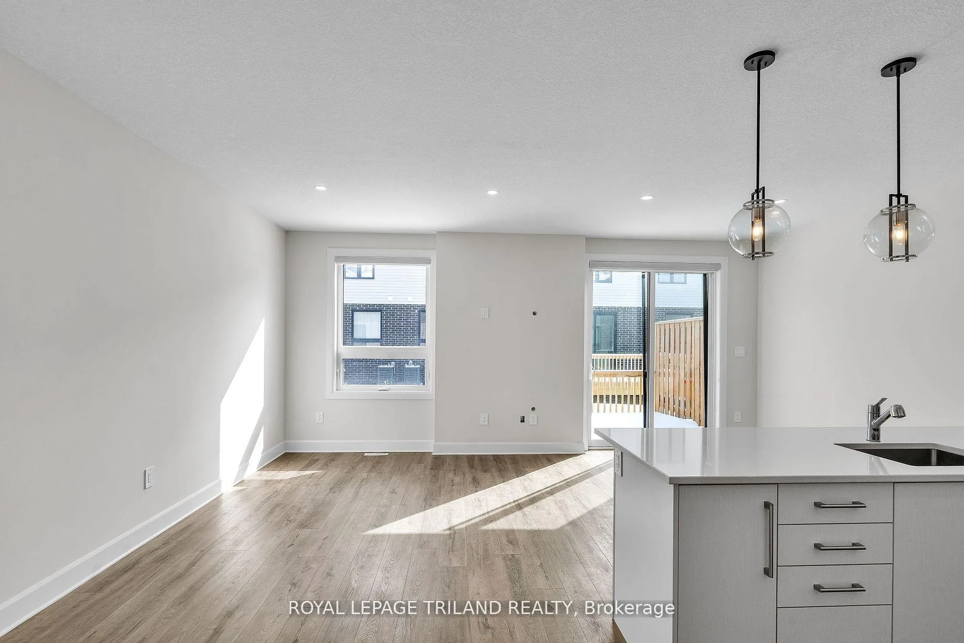 Photo 9 of Unit 231, 175 Doan Drive E, Middlesex Centre, Kilworth — HOMEH