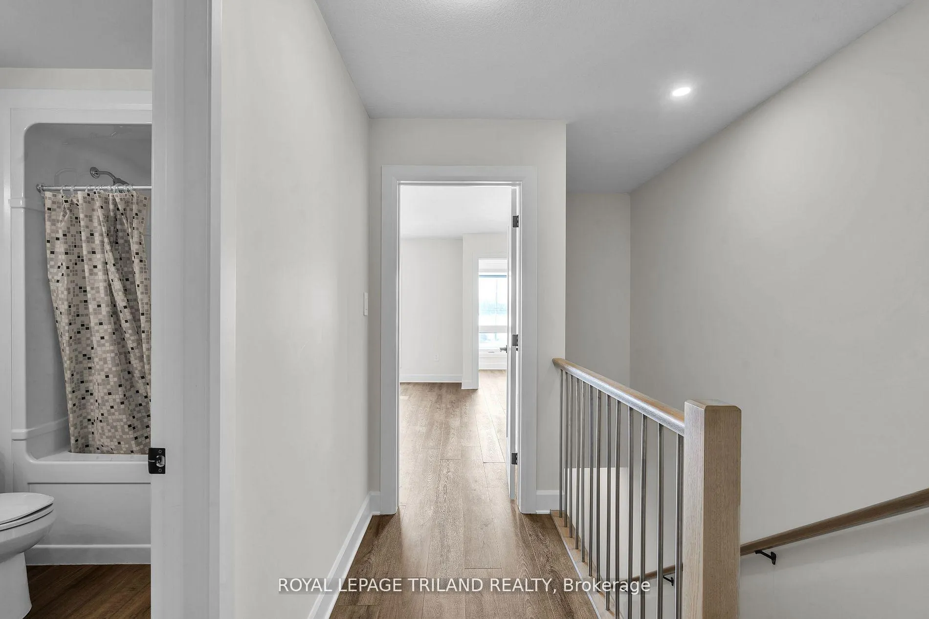 Photo 12 of Unit 231, 175 Doan Drive E, Middlesex Centre, Kilworth — HOMEH