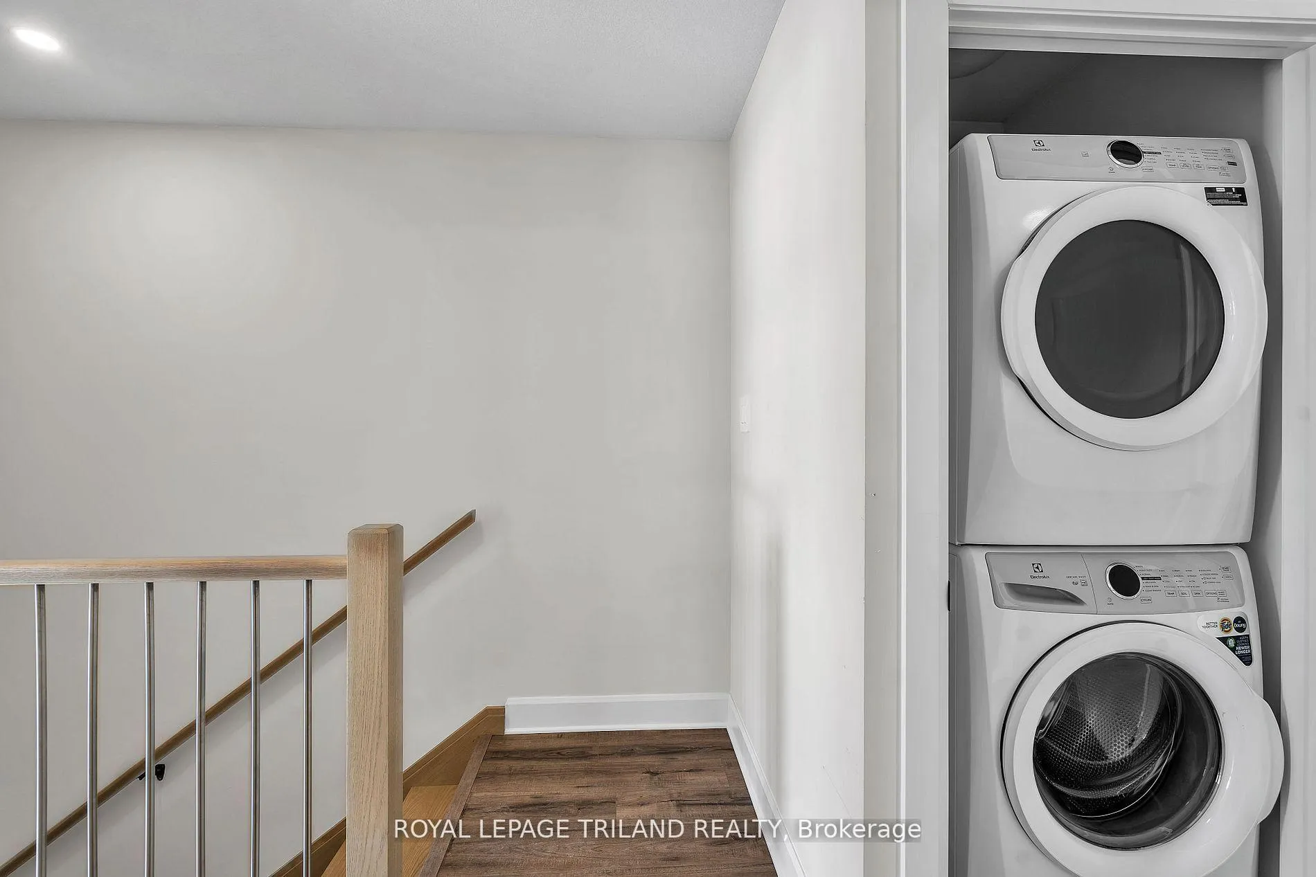 Photo 24 of Unit 231, 175 Doan Drive E, Middlesex Centre, Kilworth — HOMEH