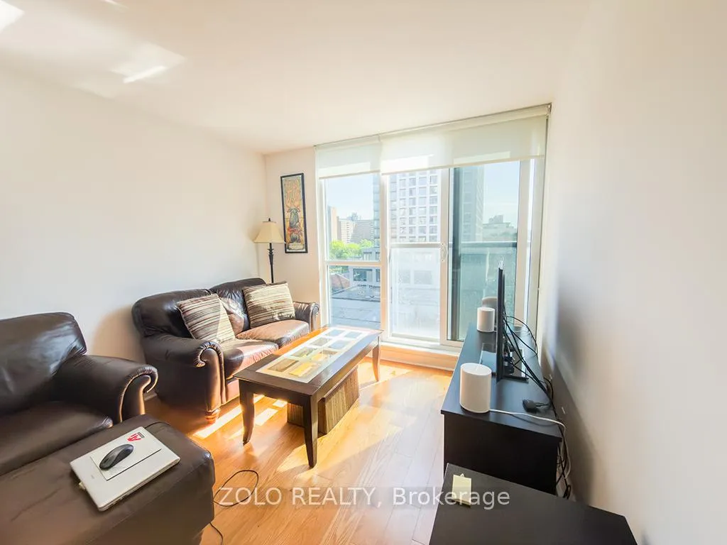 Photo 3 of Unit 817, 320 Richmond Street E, Toronto, Moss Park — HOMEH
