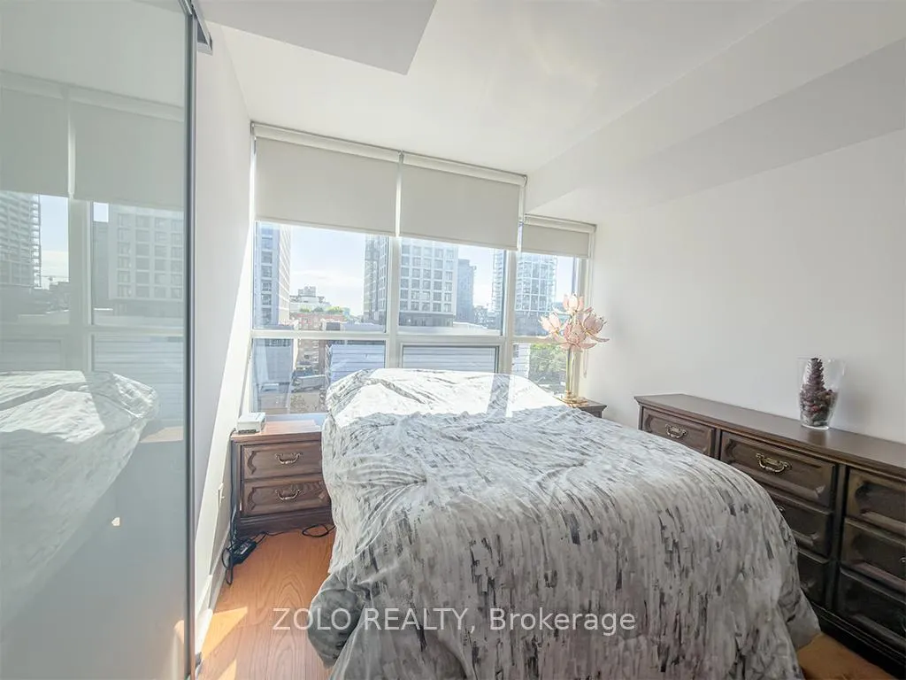 Photo 5 of Unit 817, 320 Richmond Street E, Toronto, Moss Park — HOMEH