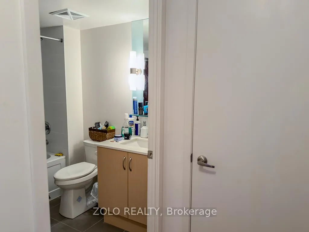 Photo 11 of Unit 817, 320 Richmond Street E, Toronto, Moss Park — HOMEH