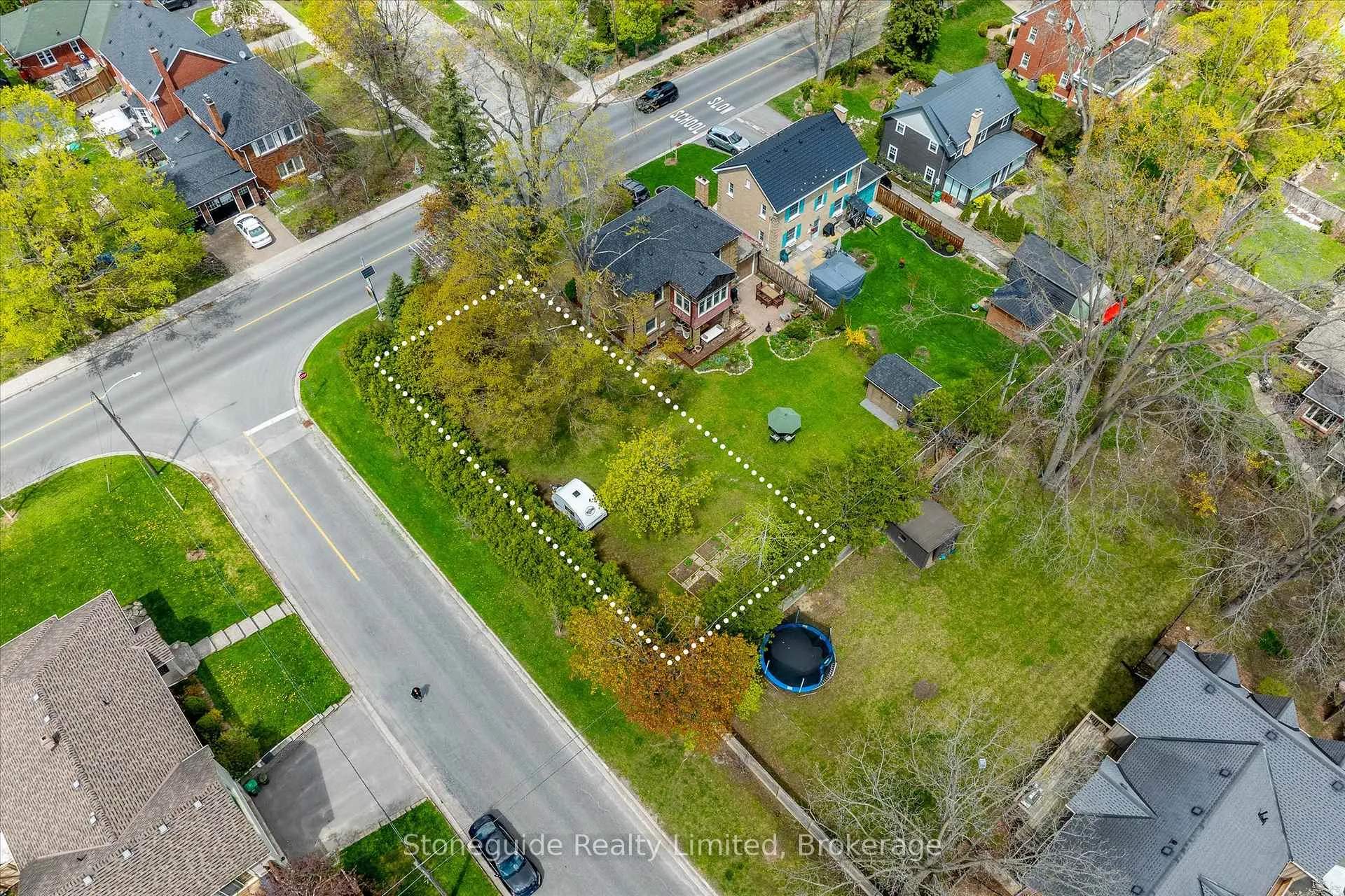 Photo of 665 Weller Street