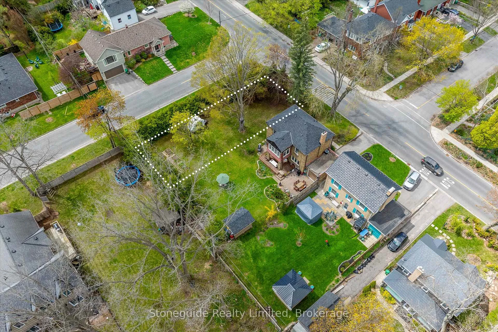 Photo 3 of 665 Weller Street, Peterborough, Town Ward 3 — HOMEH