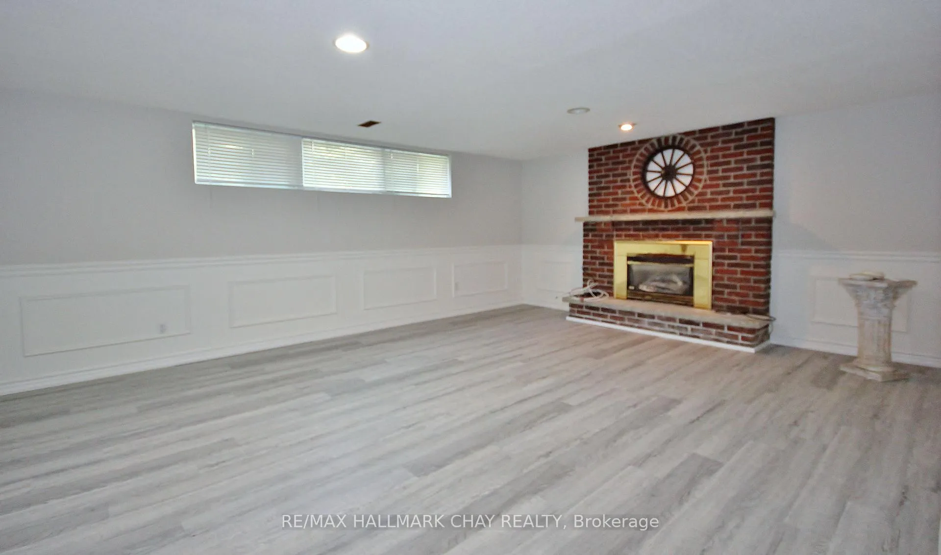 Photo 2 of 2173 Willard Avenue, Innisfil, Alcona — HOMEH