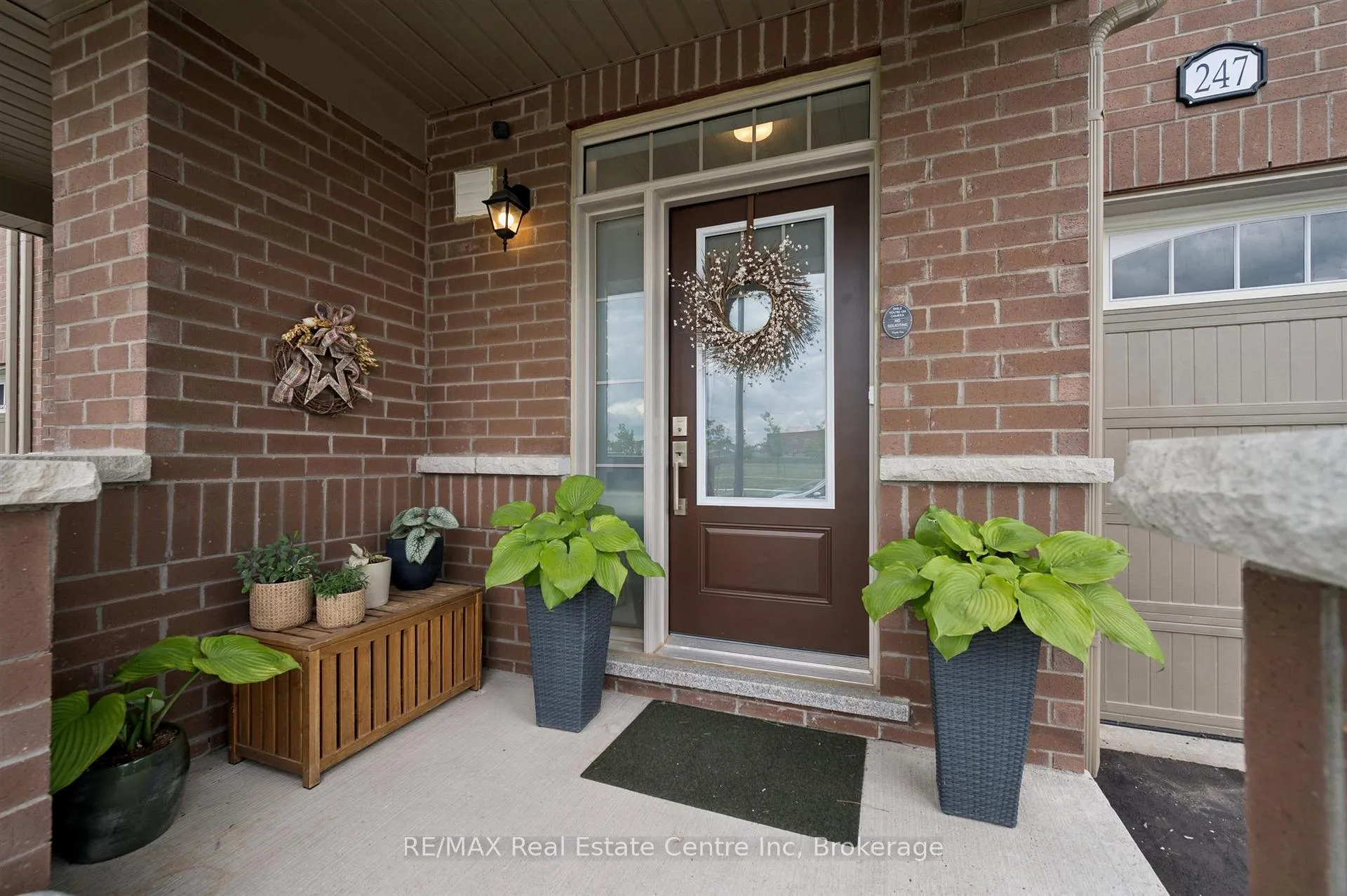 Photo 3 of 247 Farley Road, Centre Wellington, Fergus — HOMEH