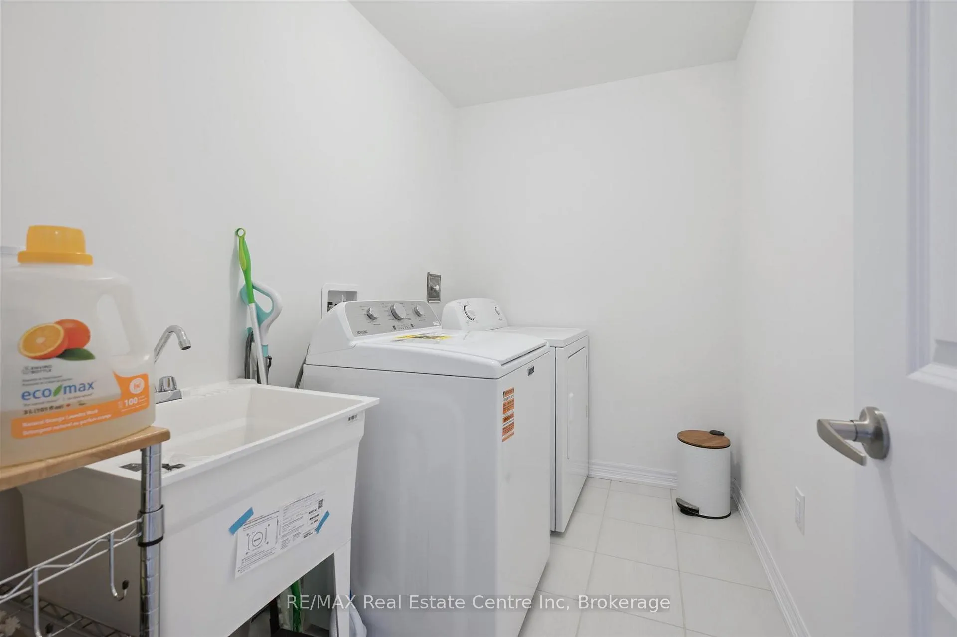 Photo 31 of 247 Farley Road, Centre Wellington, Fergus — HOMEH