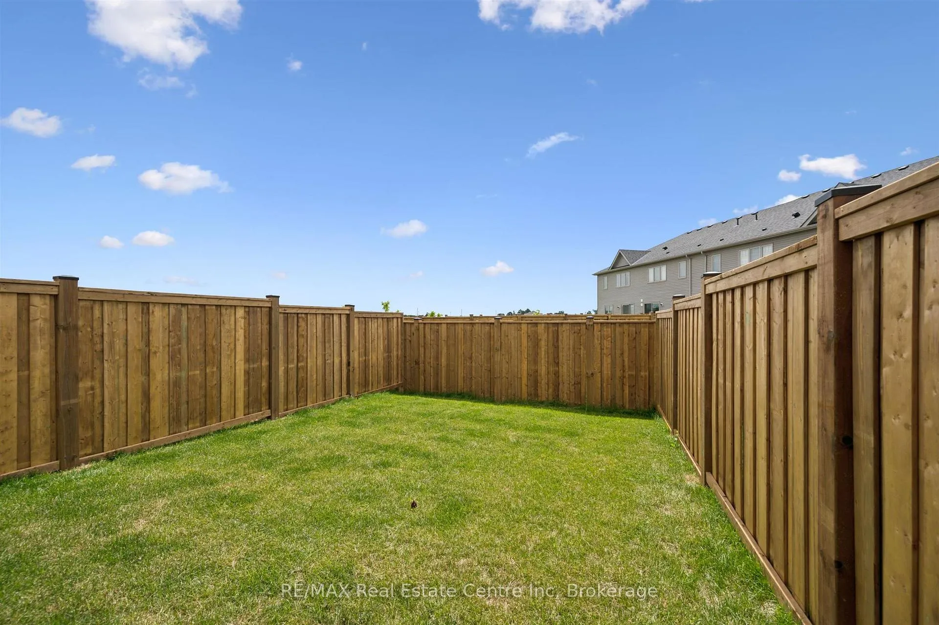 Photo 39 of 247 Farley Road, Centre Wellington, Fergus — HOMEH