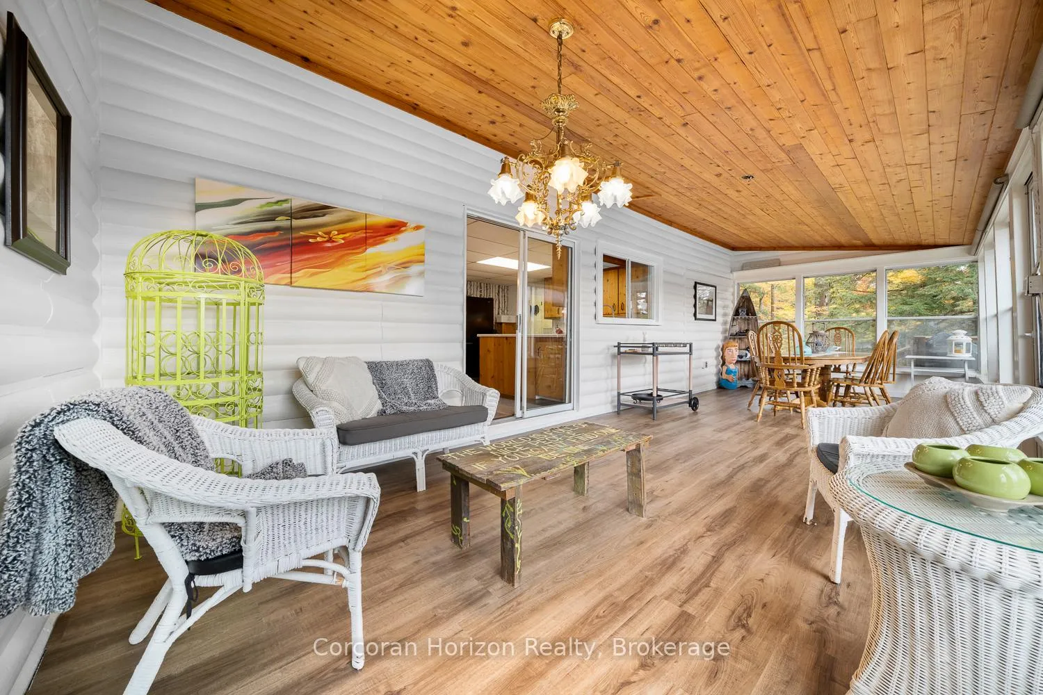 Photo 15 of 26 Sharon Park Drive, McKellar — HOMEH