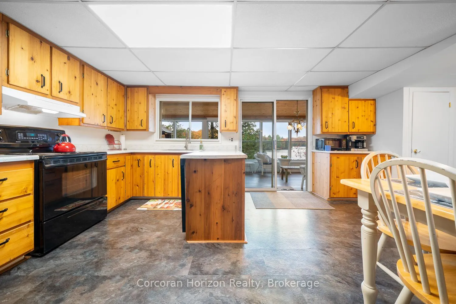 Photo 25 of 26 Sharon Park Drive, McKellar — HOMEH