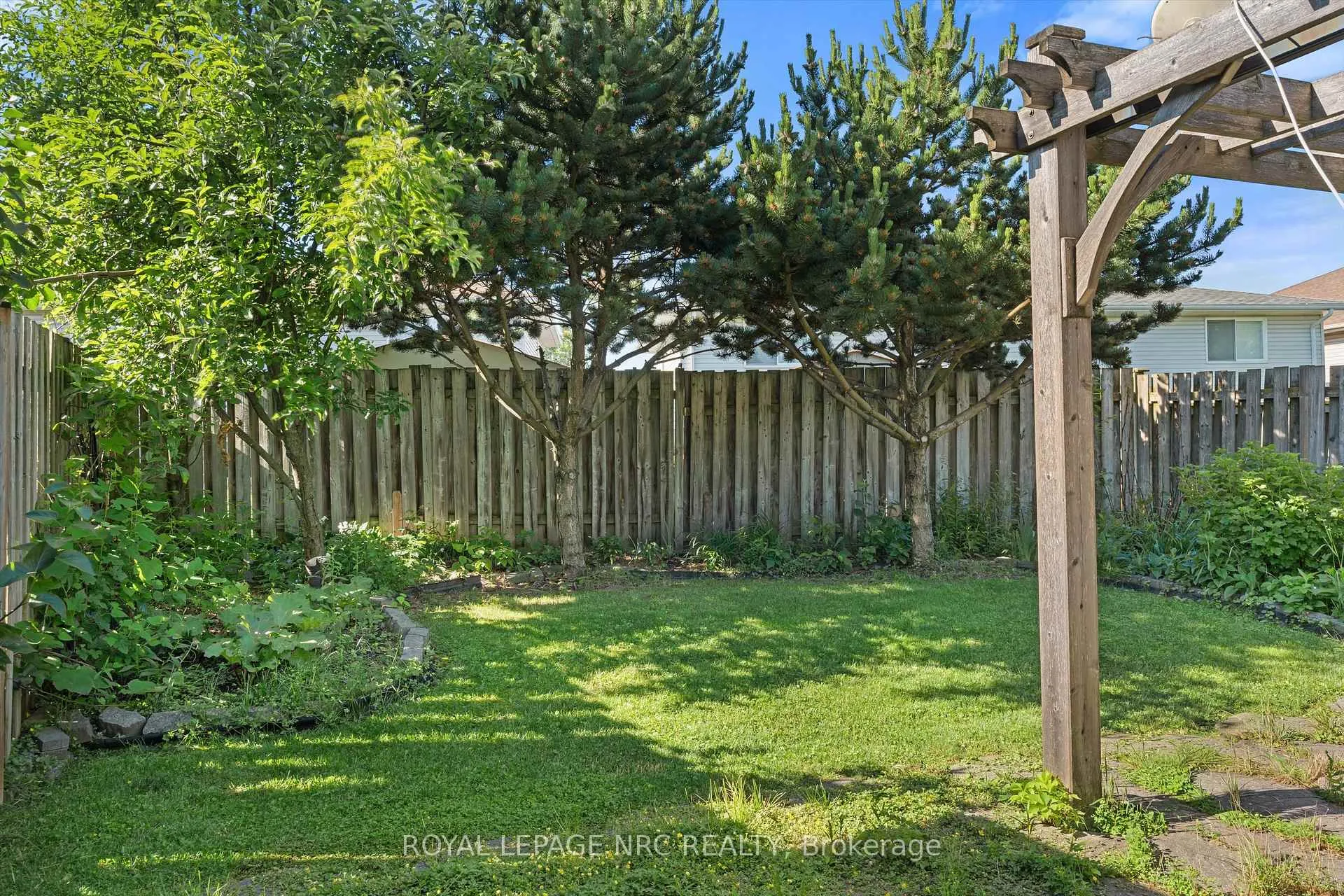 Photo 30 of 7722 Yvette Crescent, Niagara Falls, Ascot — HOMEH