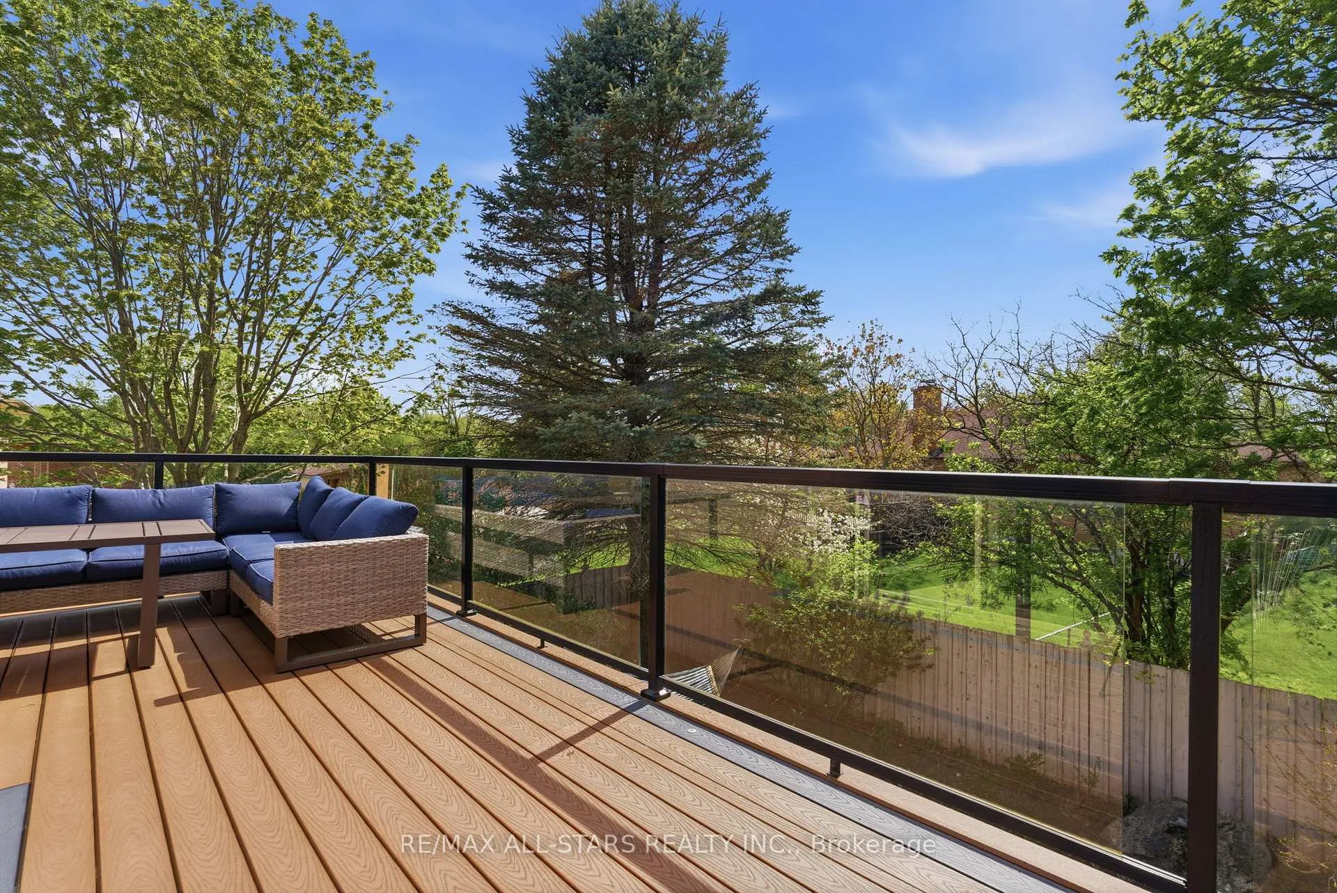 Photo 14 of 28 Testa Road, Uxbridge — HOMEH