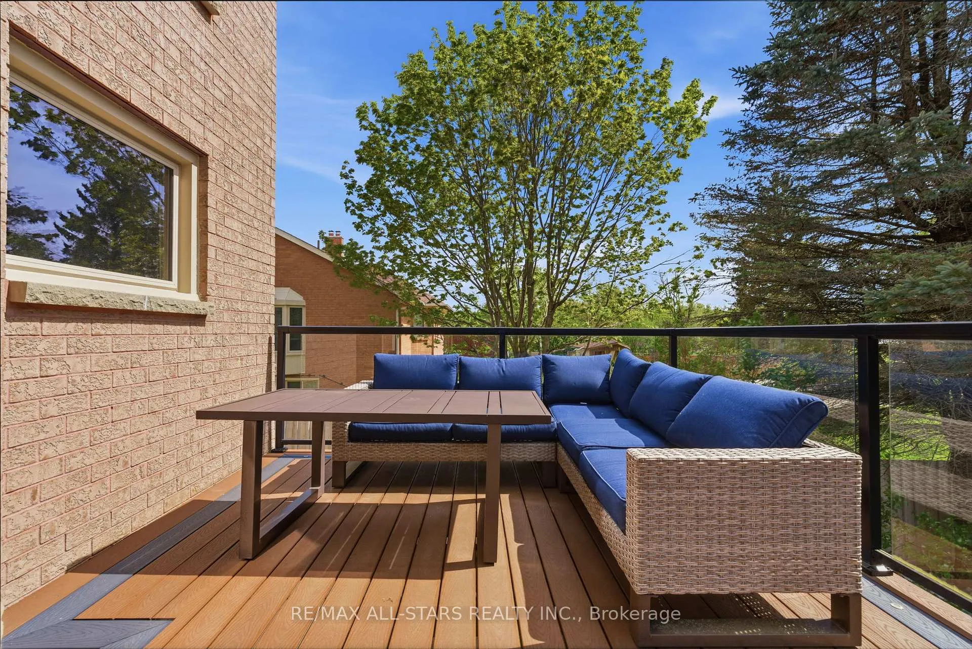 Photo 15 of 28 Testa Road, Uxbridge — HOMEH