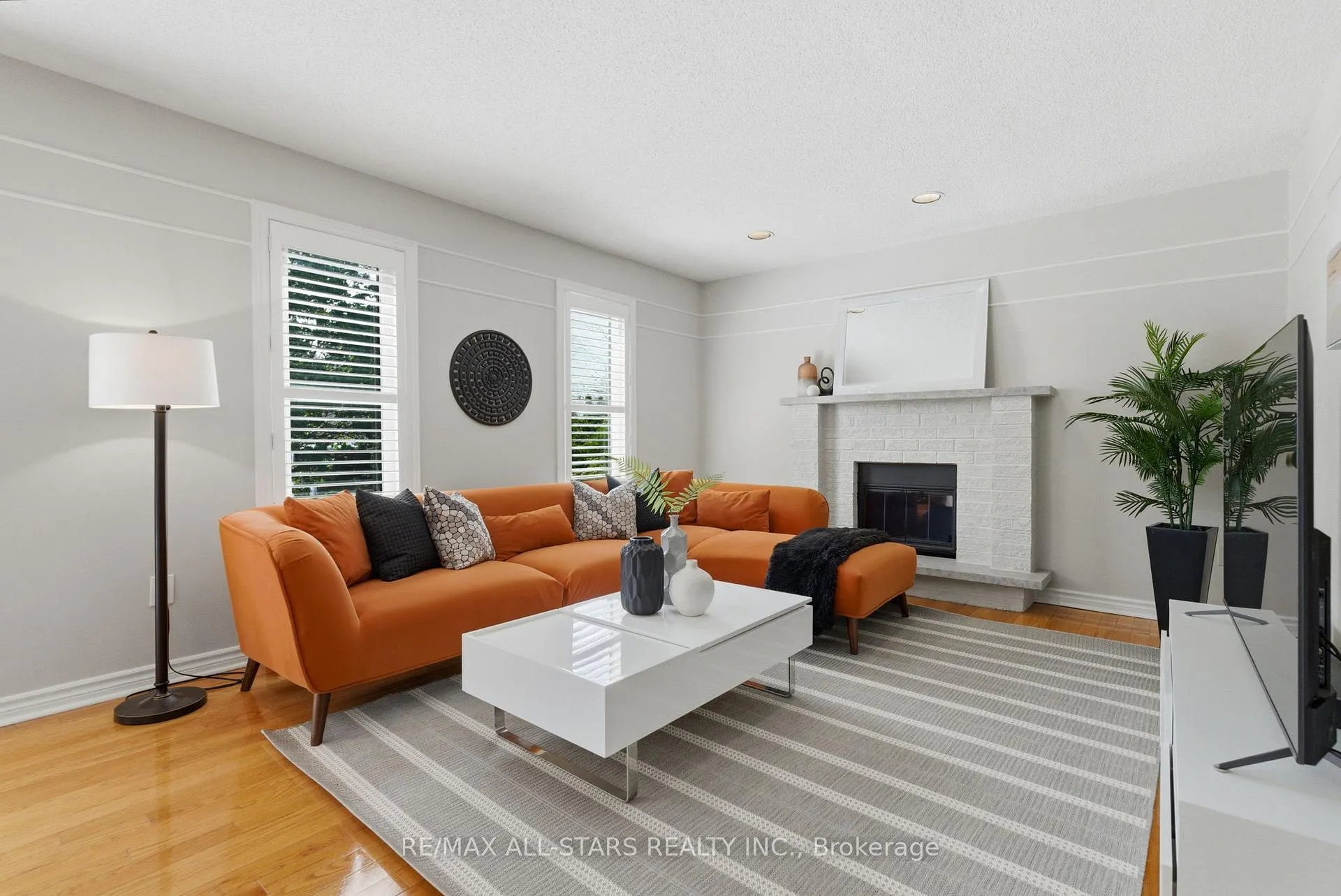 Photo 18 of 28 Testa Road, Uxbridge — HOMEH