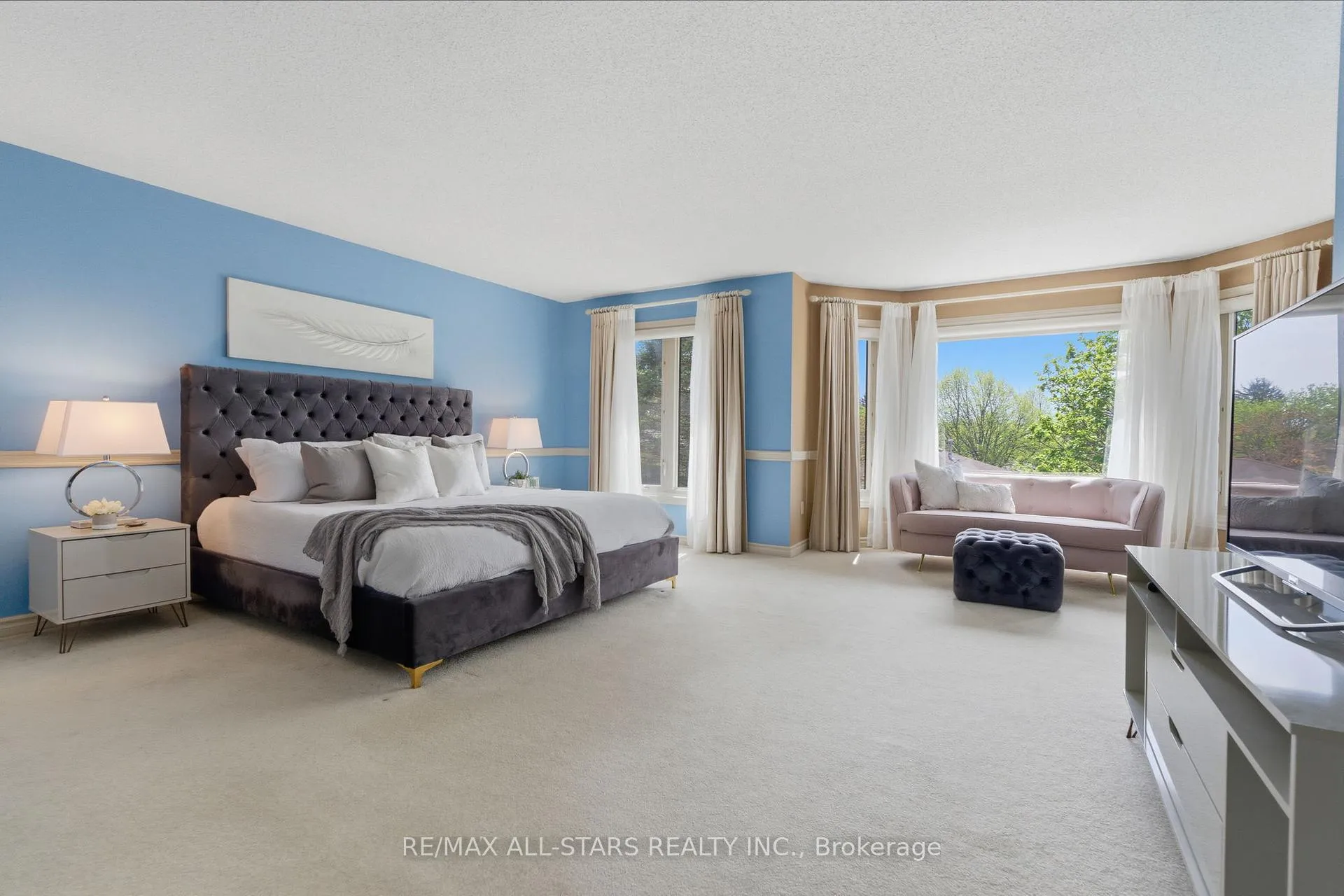 Photo 25 of 28 Testa Road, Uxbridge — HOMEH