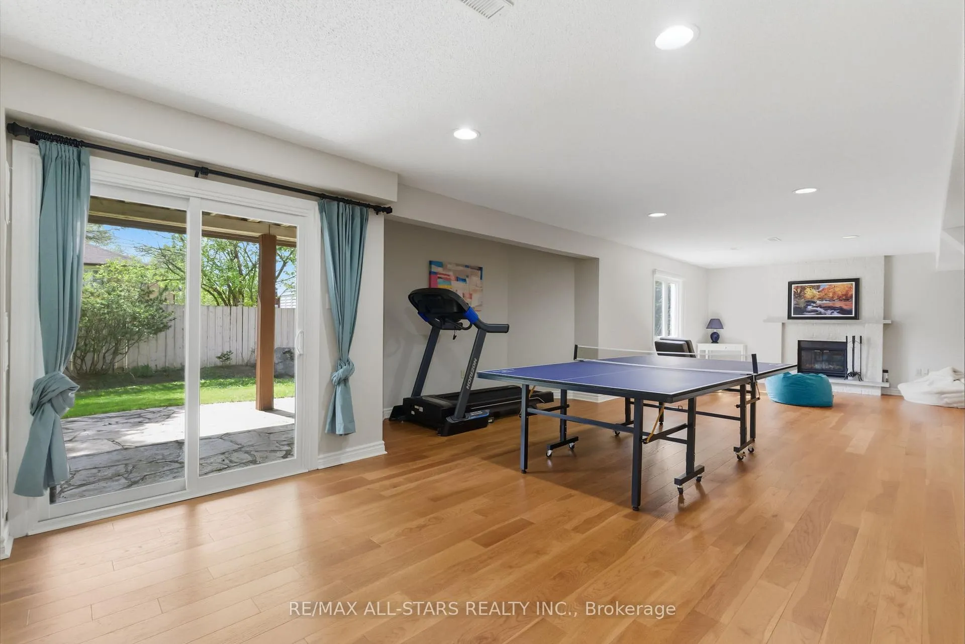 Photo 38 of 28 Testa Road, Uxbridge — HOMEH