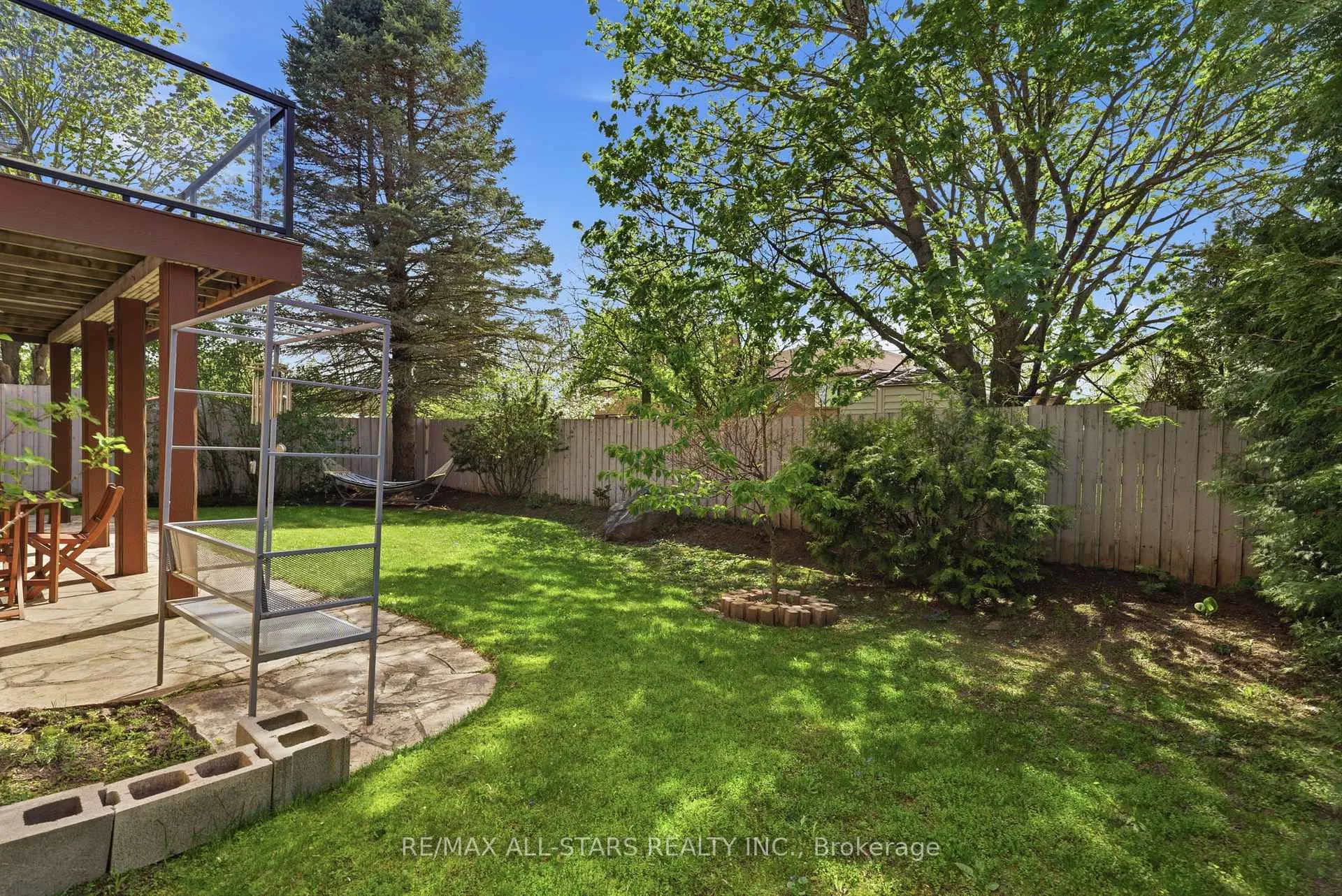 Photo 49 of 28 Testa Road, Uxbridge — HOMEH