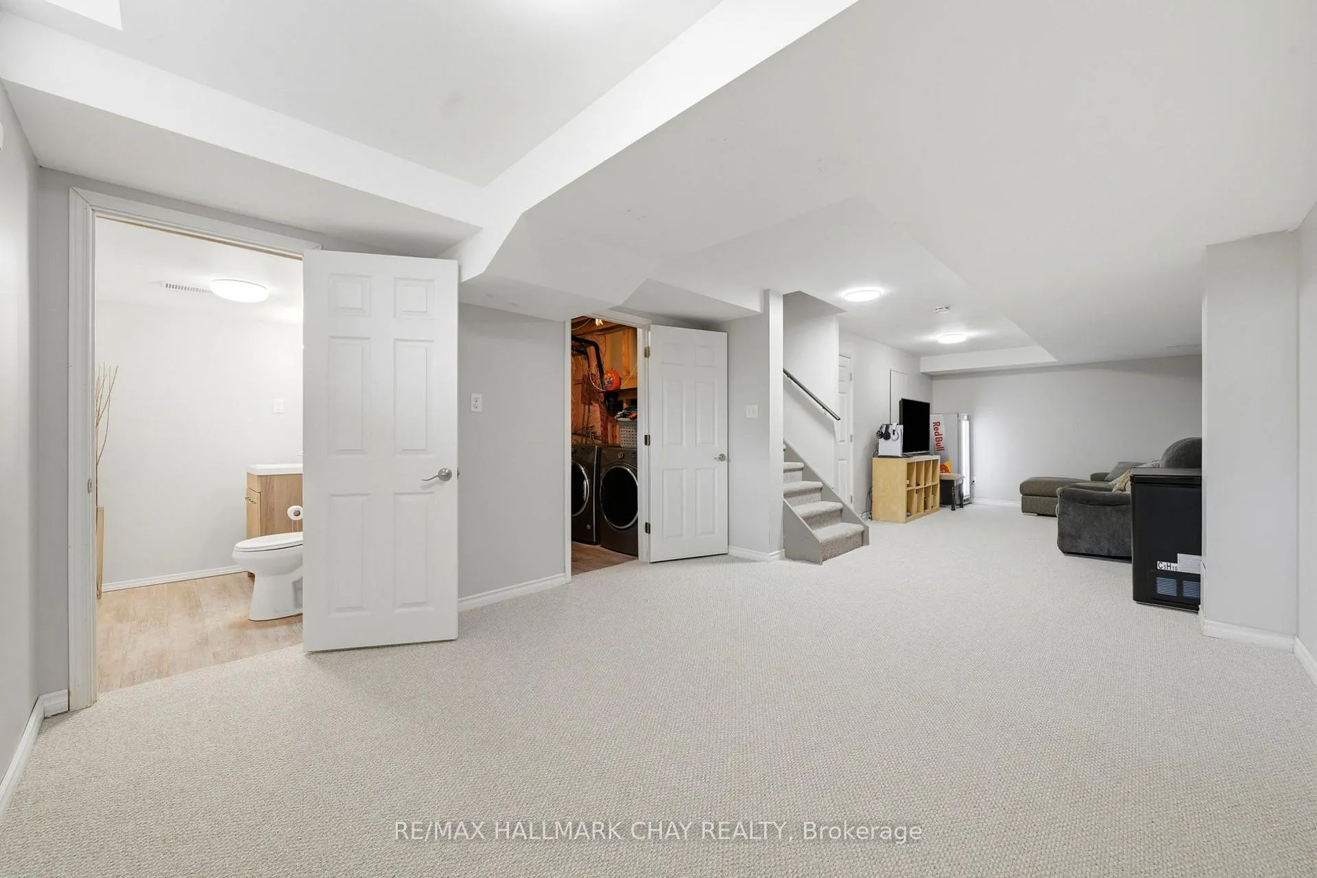 Photo 32 of 160 Stonemount Crescent, Essa, Angus — HOMEH