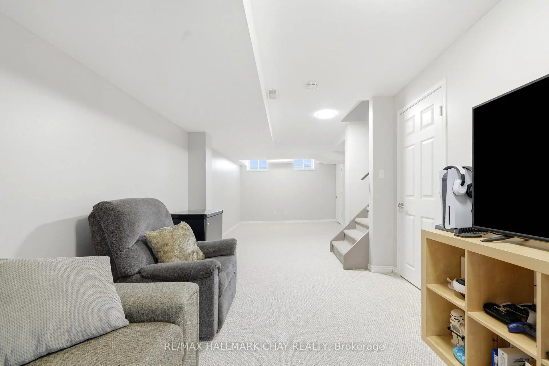 Photo 34 of 160 Stonemount Crescent, Essa, Angus — HOMEH
