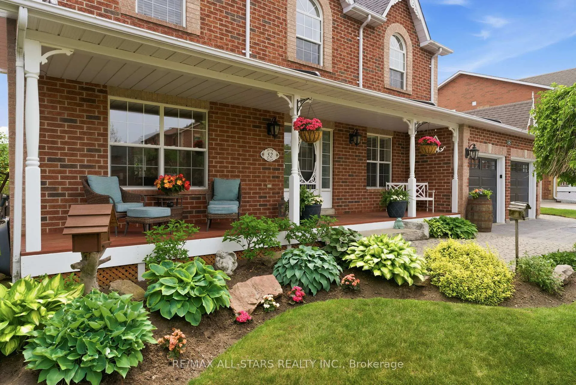 Photo 3 of 52 Alsop Place, Uxbridge — HOMEH