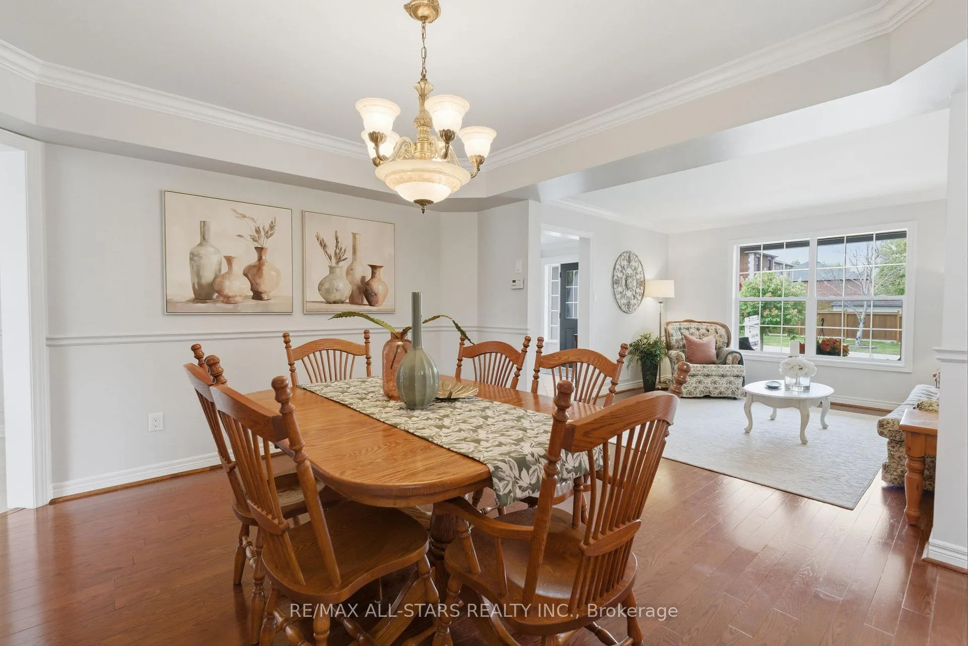 Photo 8 of 52 Alsop Place, Uxbridge — HOMEH
