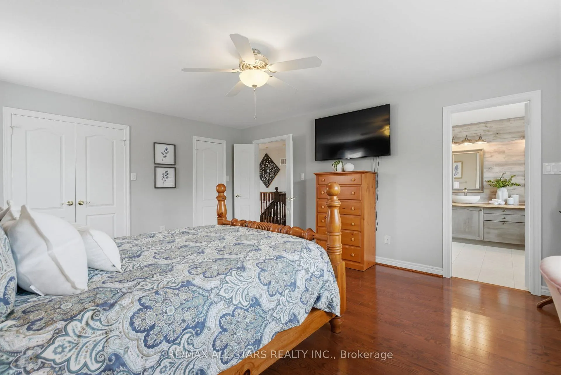 Photo 27 of 52 Alsop Place, Uxbridge — HOMEH