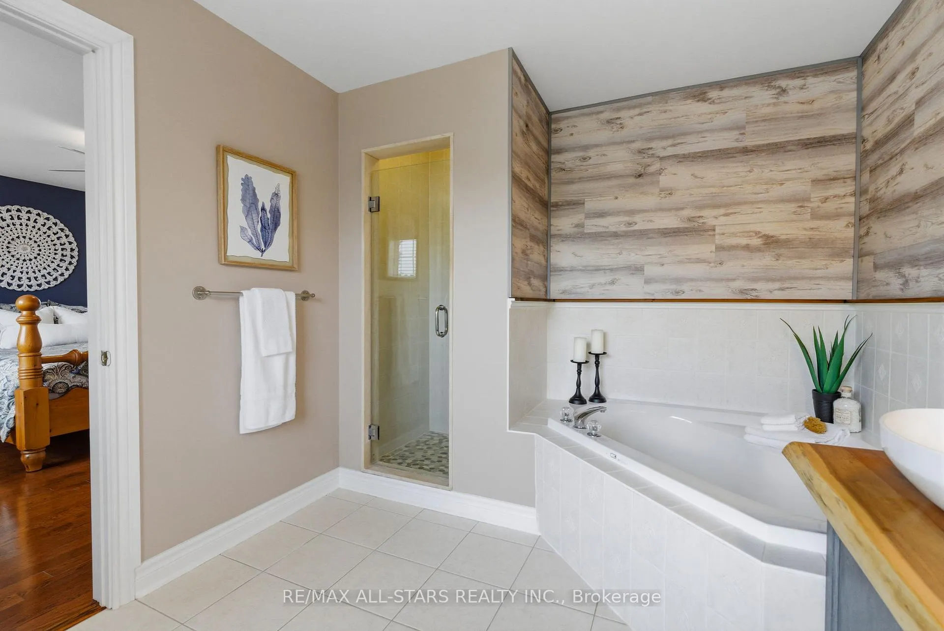 Photo 29 of 52 Alsop Place, Uxbridge — HOMEH