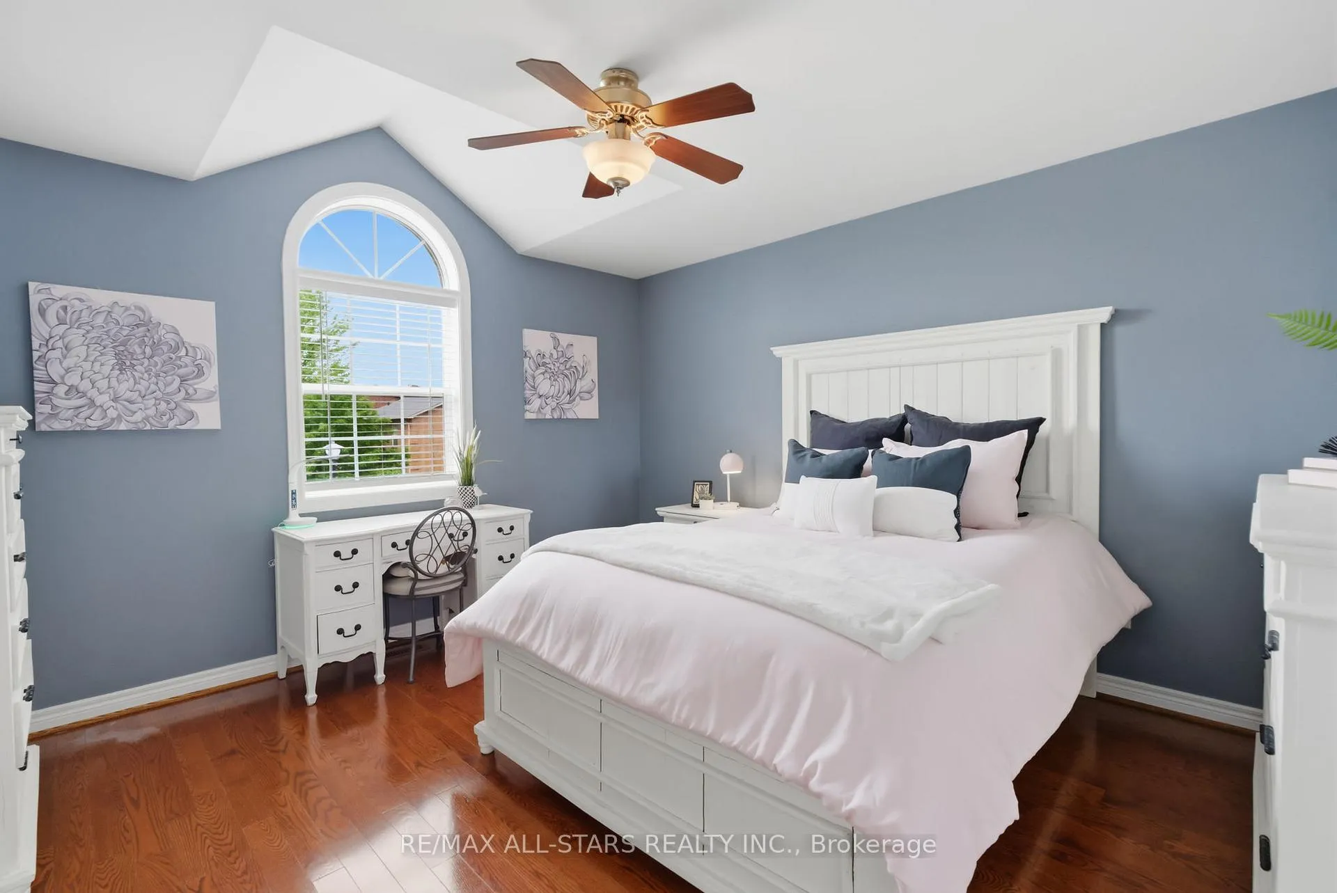 Photo 31 of 52 Alsop Place, Uxbridge — HOMEH