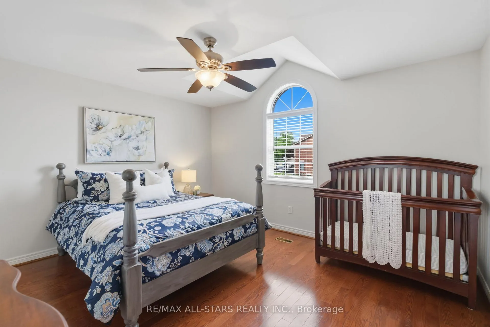 Photo 34 of 52 Alsop Place, Uxbridge — HOMEH