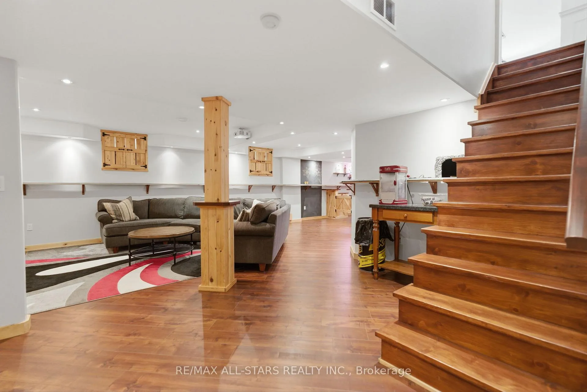 Photo 36 of 52 Alsop Place, Uxbridge — HOMEH