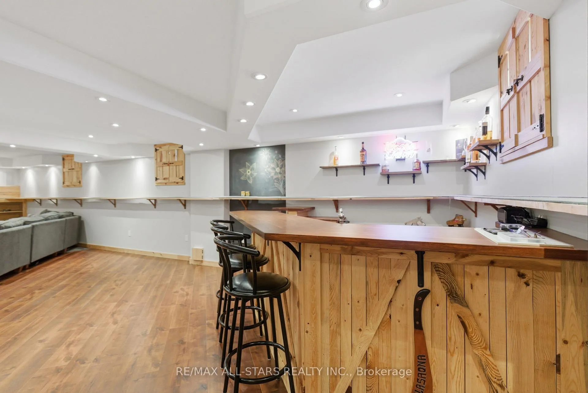 Photo 40 of 52 Alsop Place, Uxbridge — HOMEH