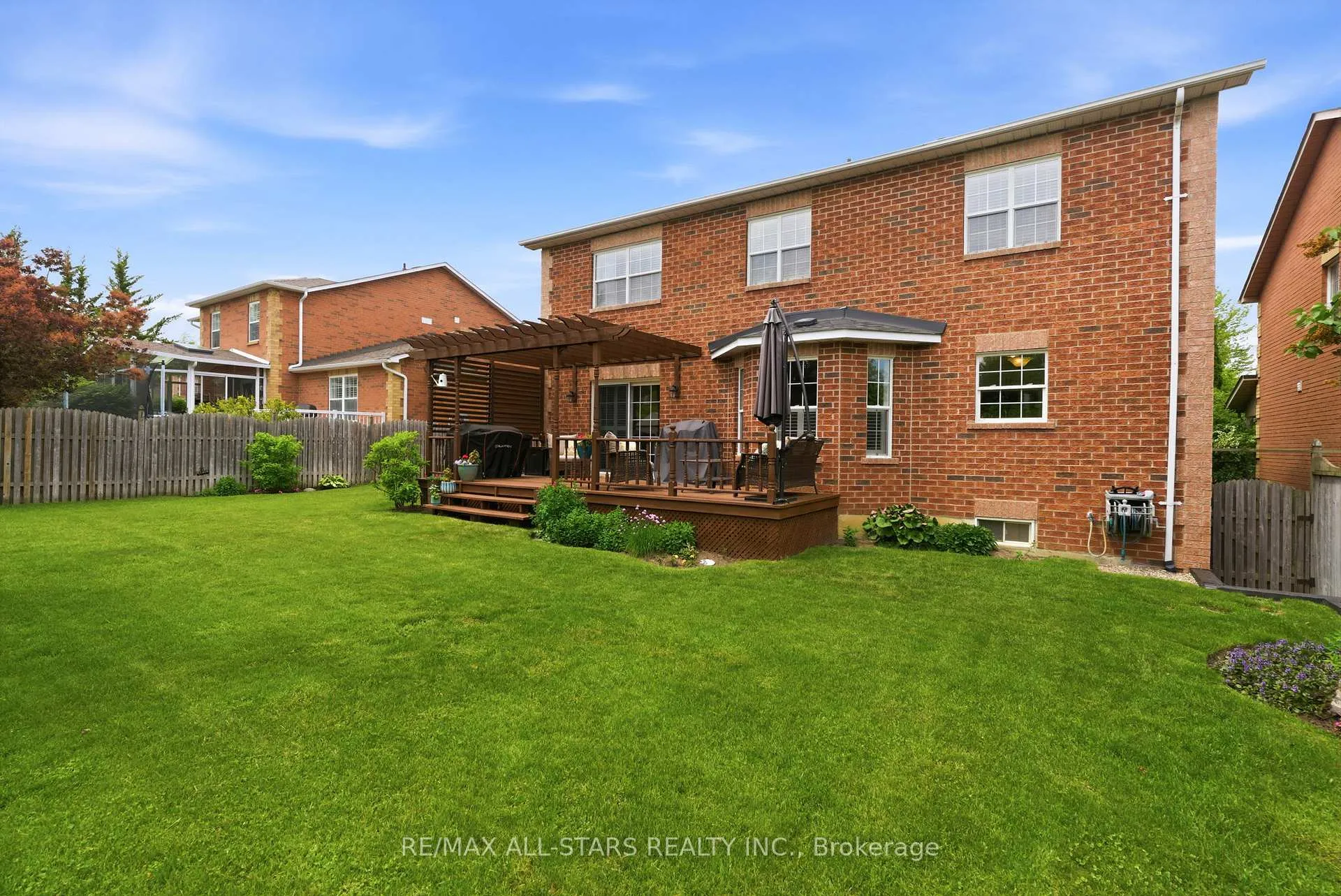 Photo 46 of 52 Alsop Place, Uxbridge — HOMEH
