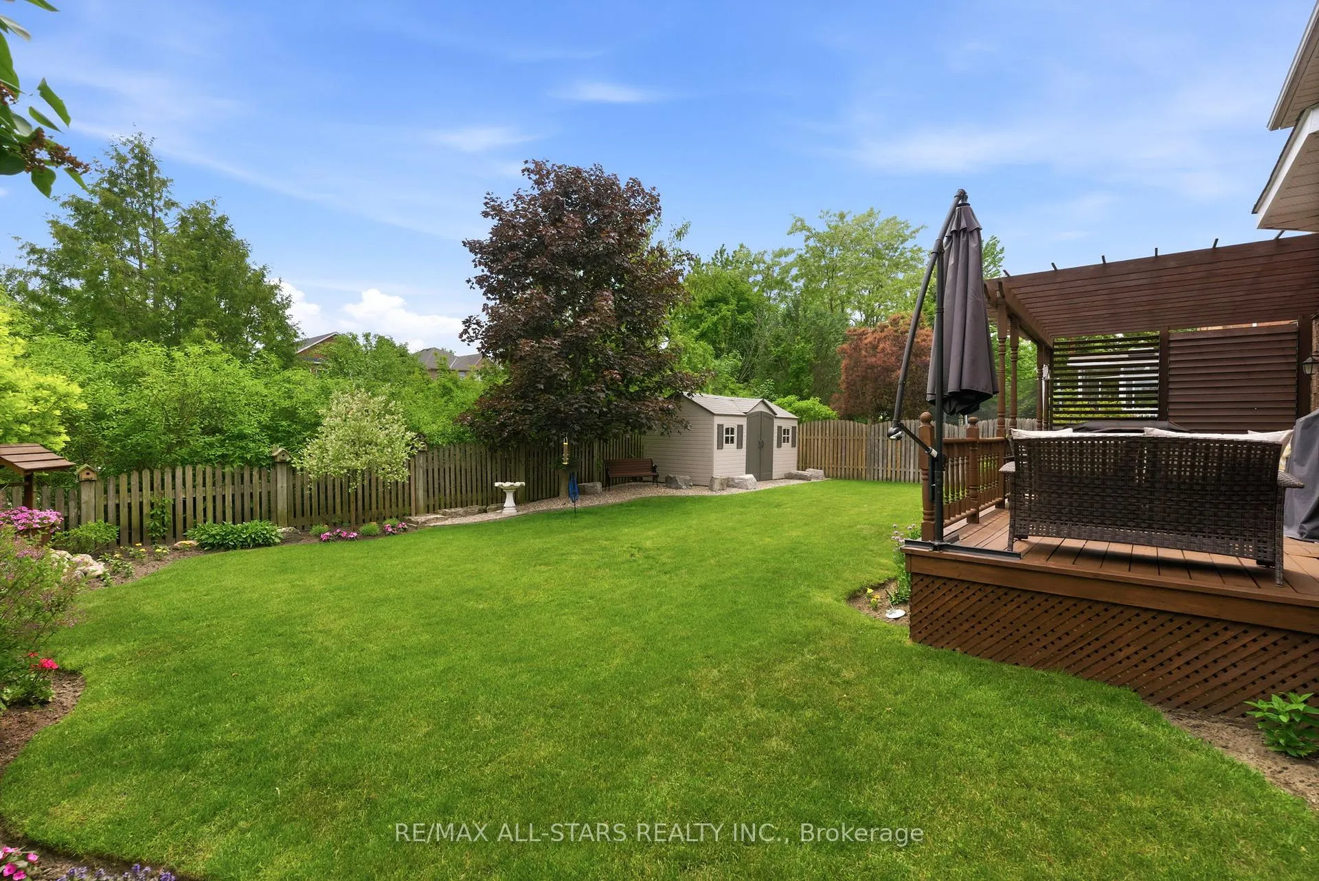 Photo 47 of 52 Alsop Place, Uxbridge — HOMEH