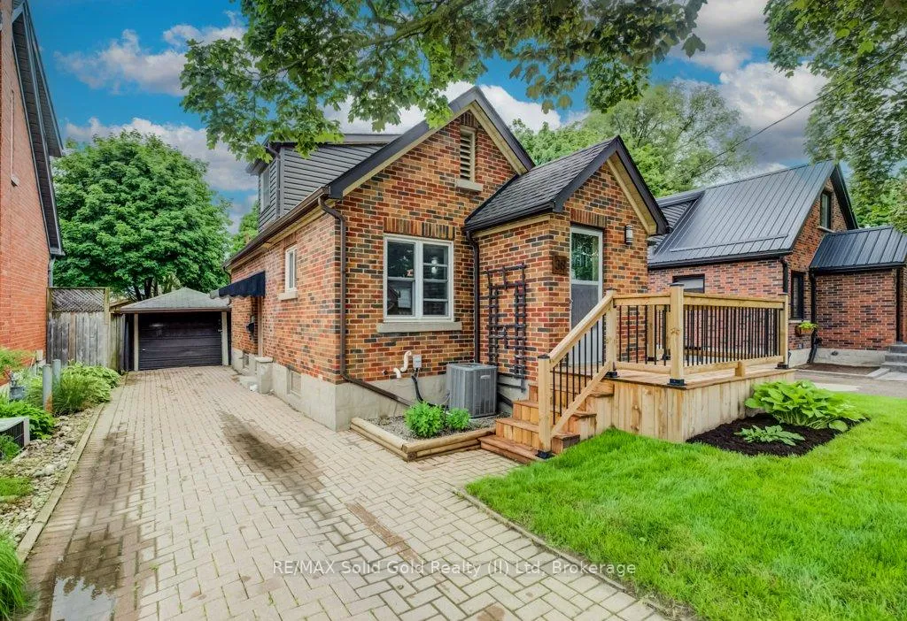 Photo 2 of 38 Sydney Street N, Kitchener — HOMEH