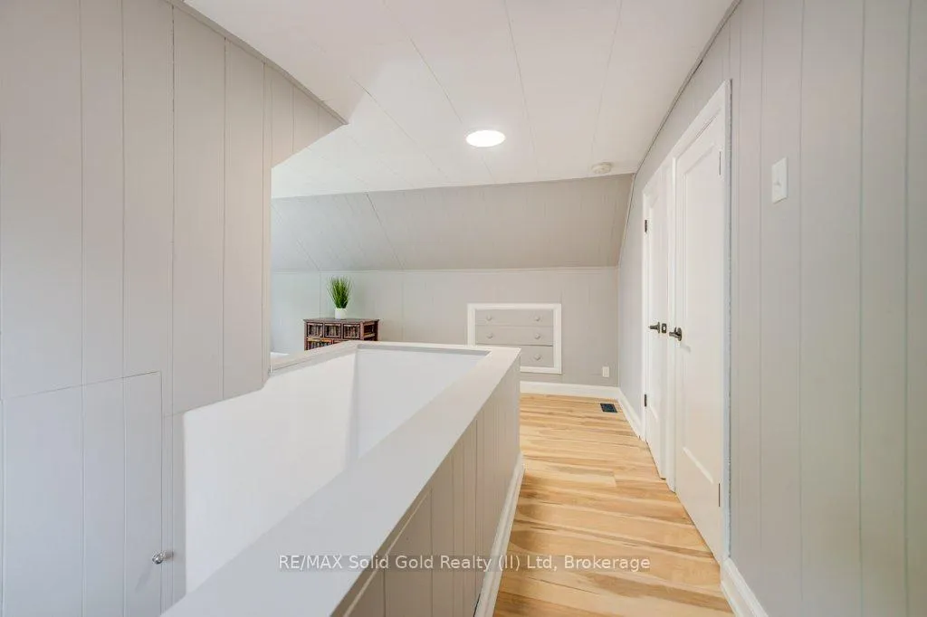 Photo 21 of 38 Sydney Street N, Kitchener — HOMEH
