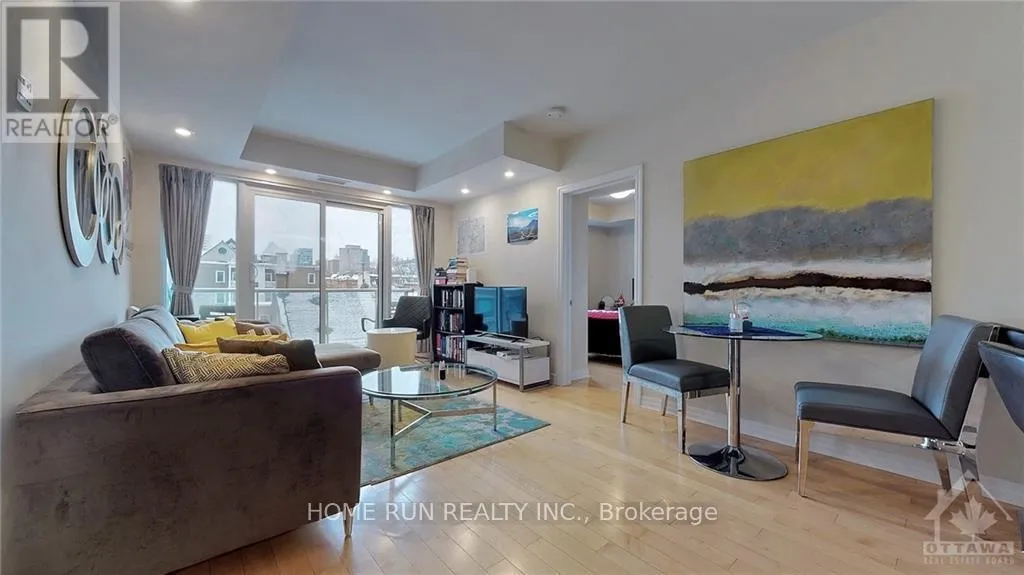 Photo 2 of Unit 402, 195 Besserer Street, Ottawa, Sandy Hill — HOMEH