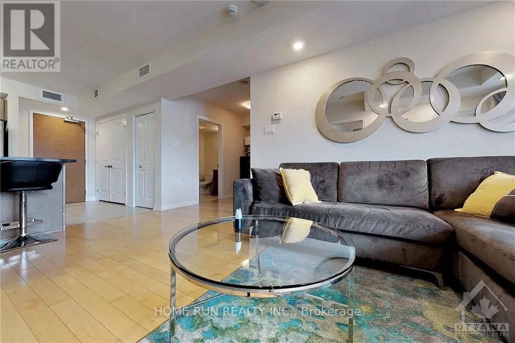 Photo 7 of Unit 402, 195 Besserer Street, Ottawa, Sandy Hill — HOMEH