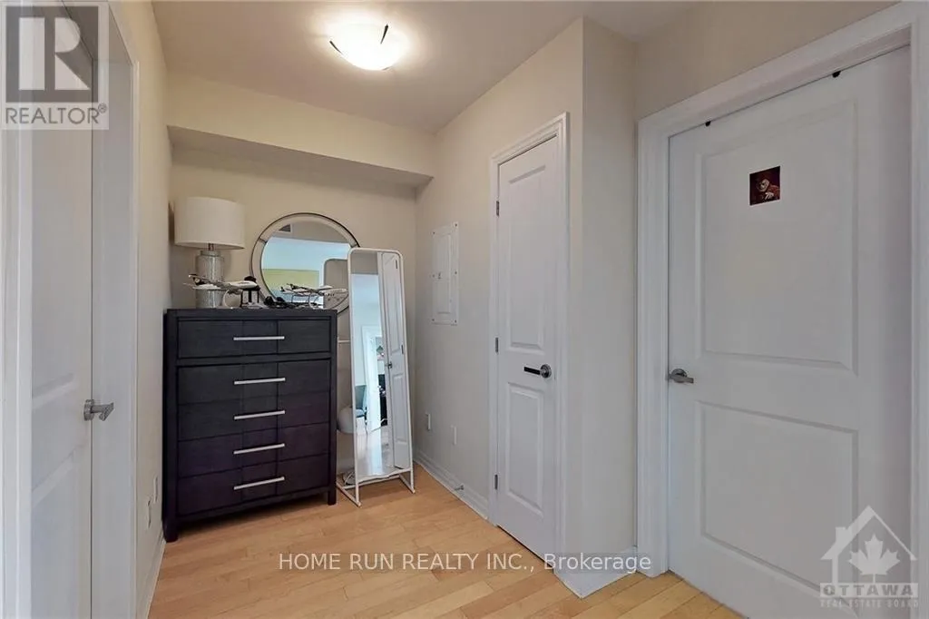 Photo 9 of Unit 402, 195 Besserer Street, Ottawa, Sandy Hill — HOMEH