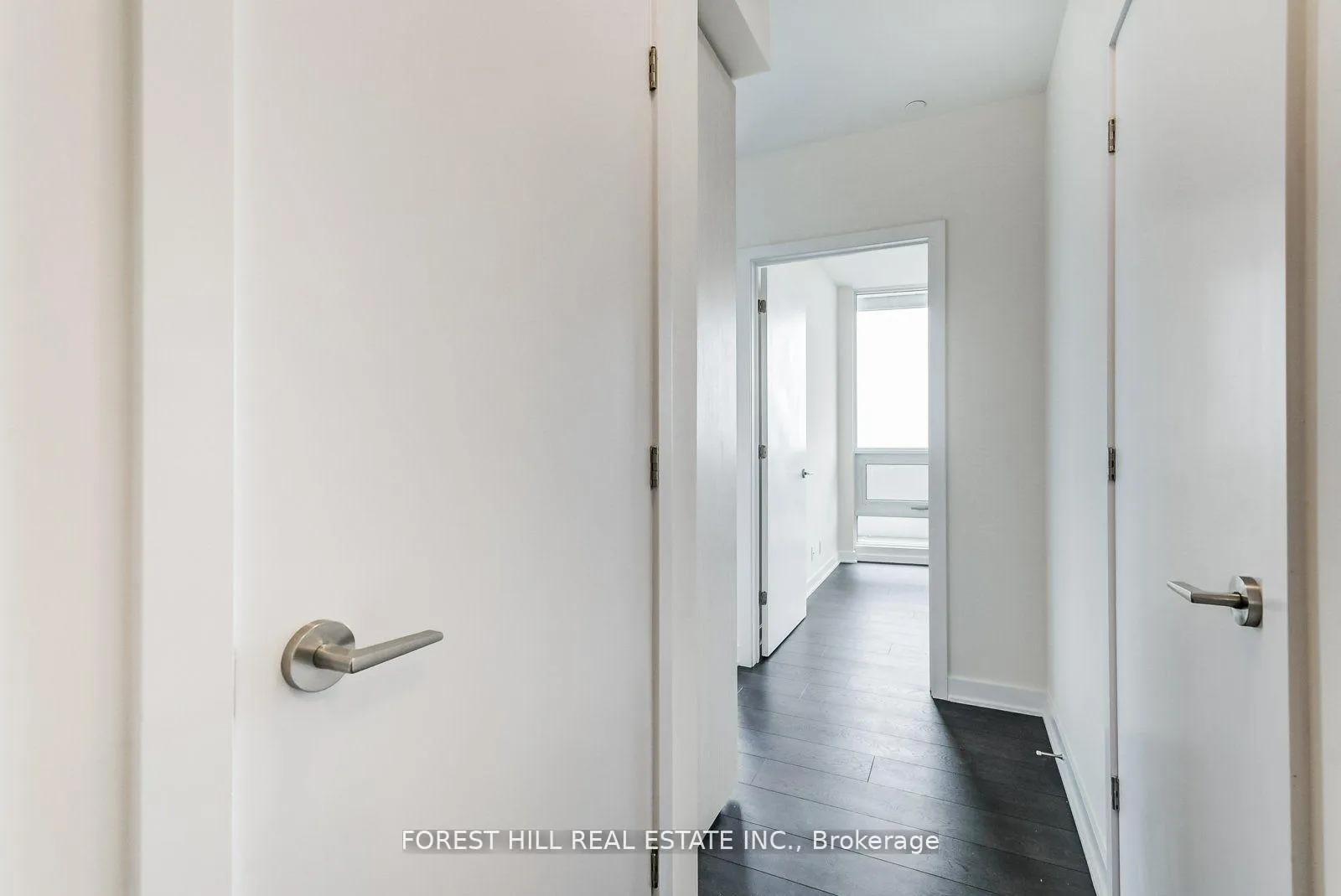 Photo 12 of Unit 5402, 2221 Yonge Street, Toronto, Mount Pleasant West — HOMEH