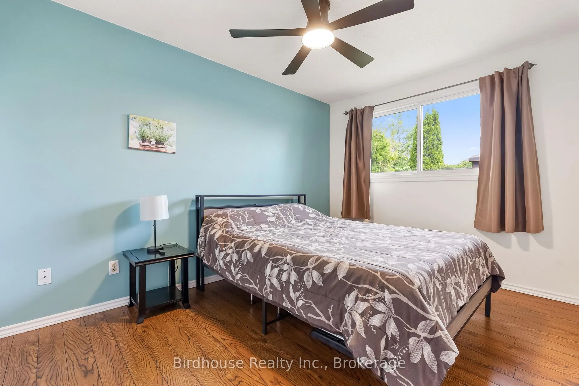 Photo 15 of 46 Corneil Street, Kawartha Lakes, Lindsay — HOMEH
