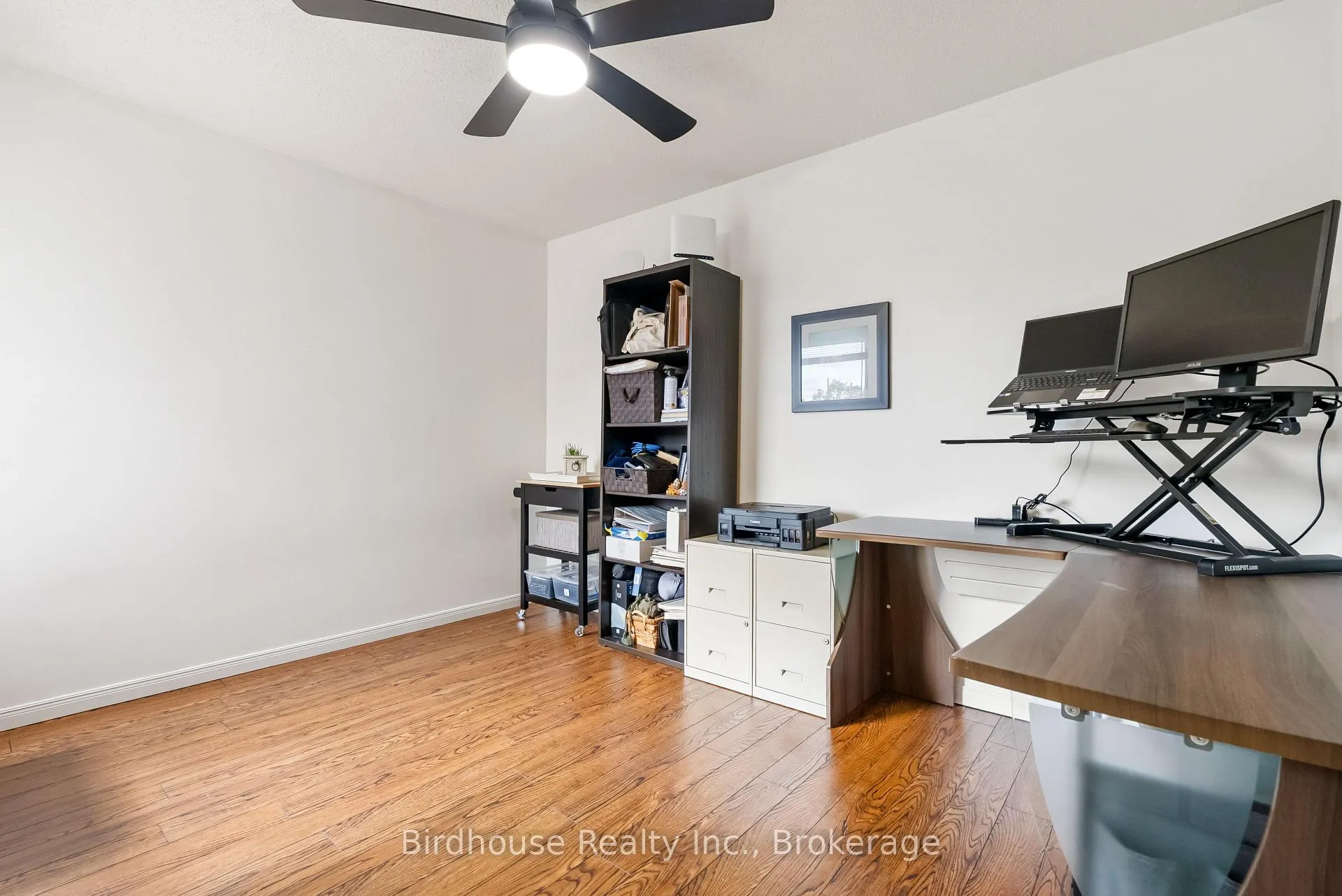 Photo 17 of 46 Corneil Street, Kawartha Lakes, Lindsay — HOMEH