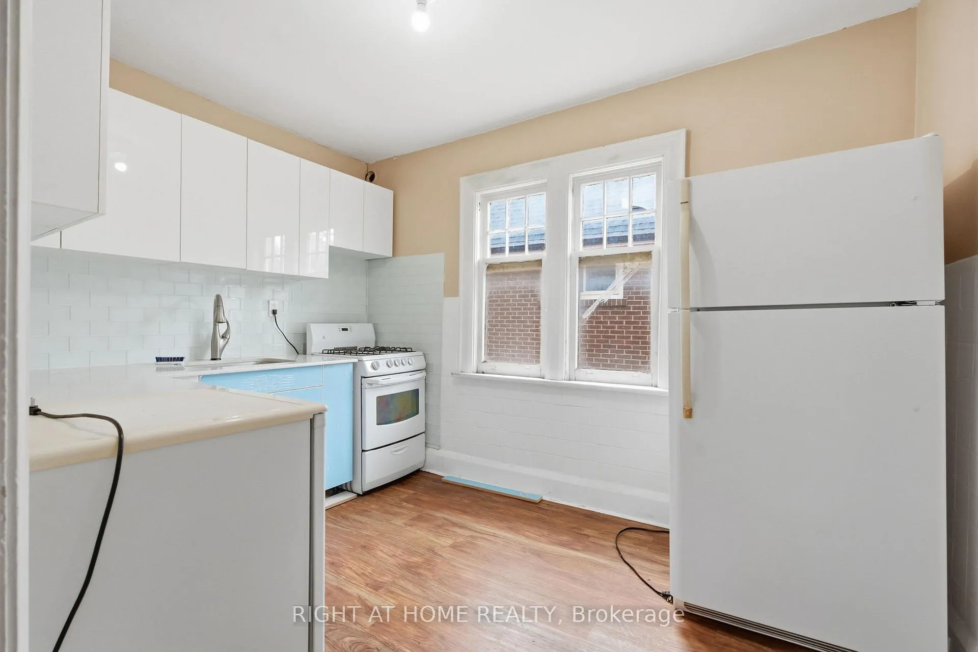 Photo 32 of 502 Salem Avenue N, Toronto, Dovercourt-Wallace Emerson-Junction — HOMEH