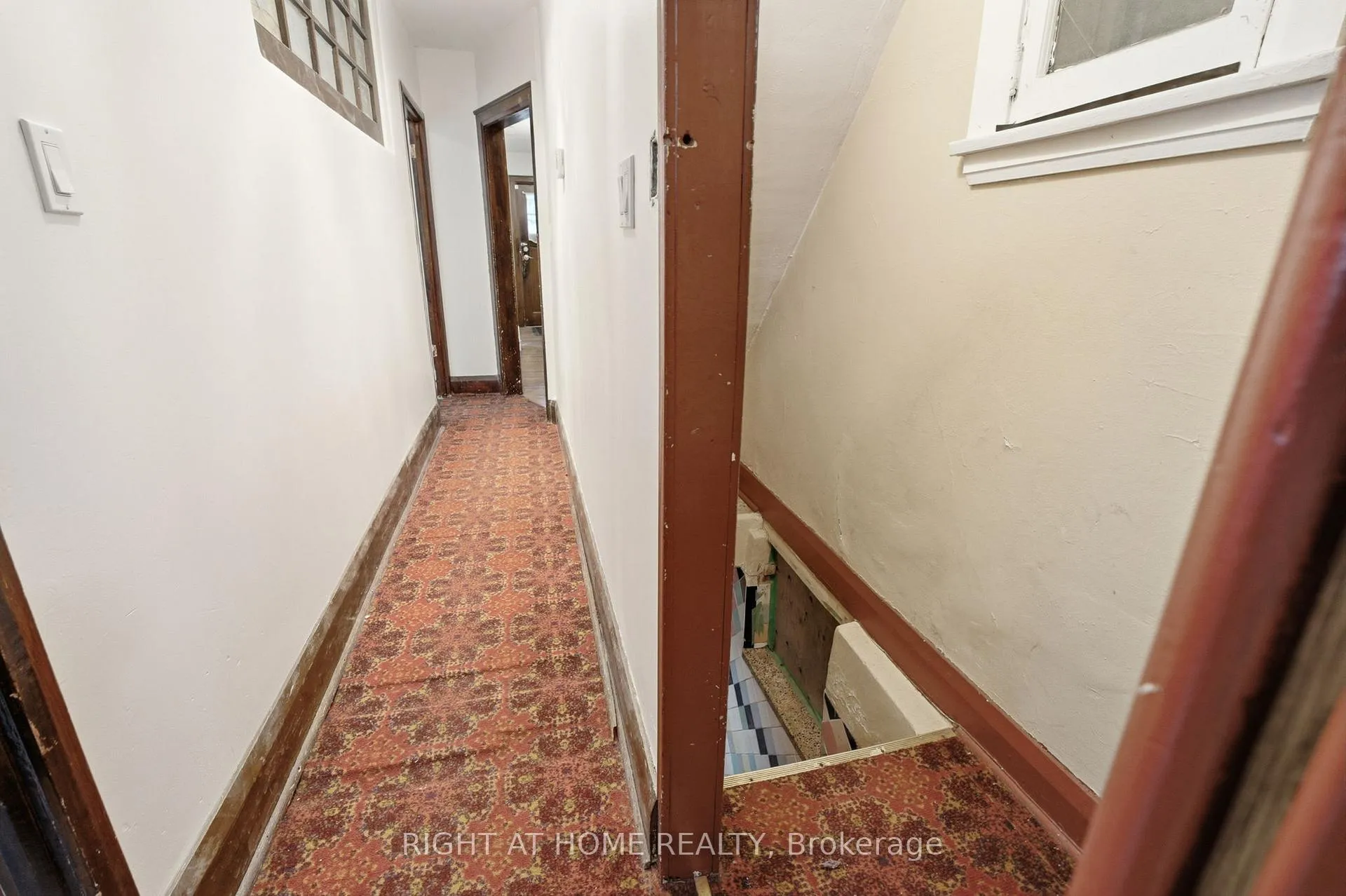 Photo 37 of 502 Salem Avenue N, Toronto, Dovercourt-Wallace Emerson-Junction — HOMEH