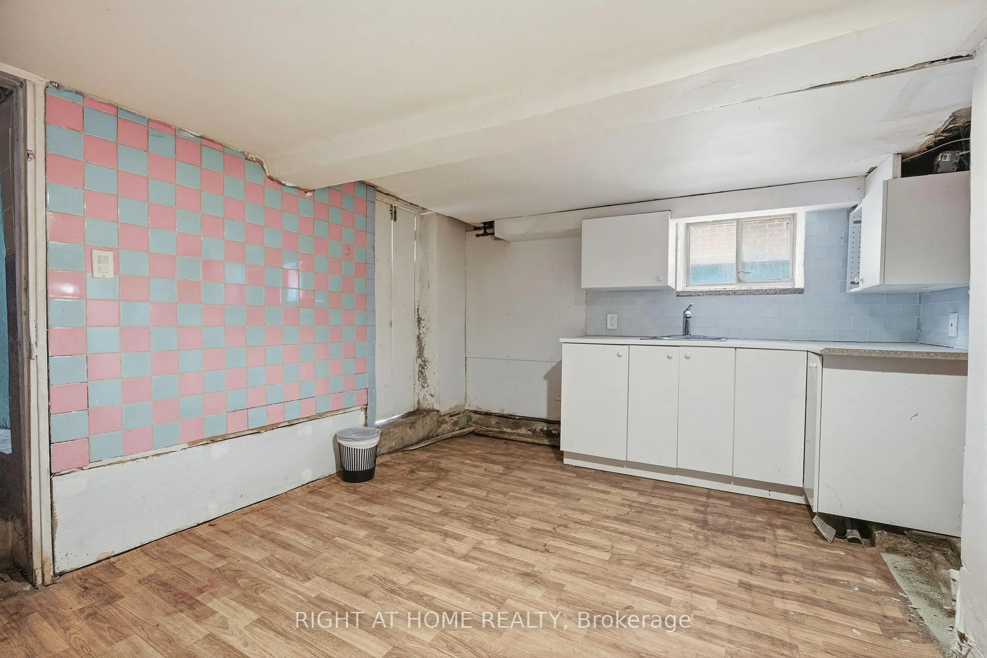 Photo 41 of 502 Salem Avenue N, Toronto, Dovercourt-Wallace Emerson-Junction — HOMEH