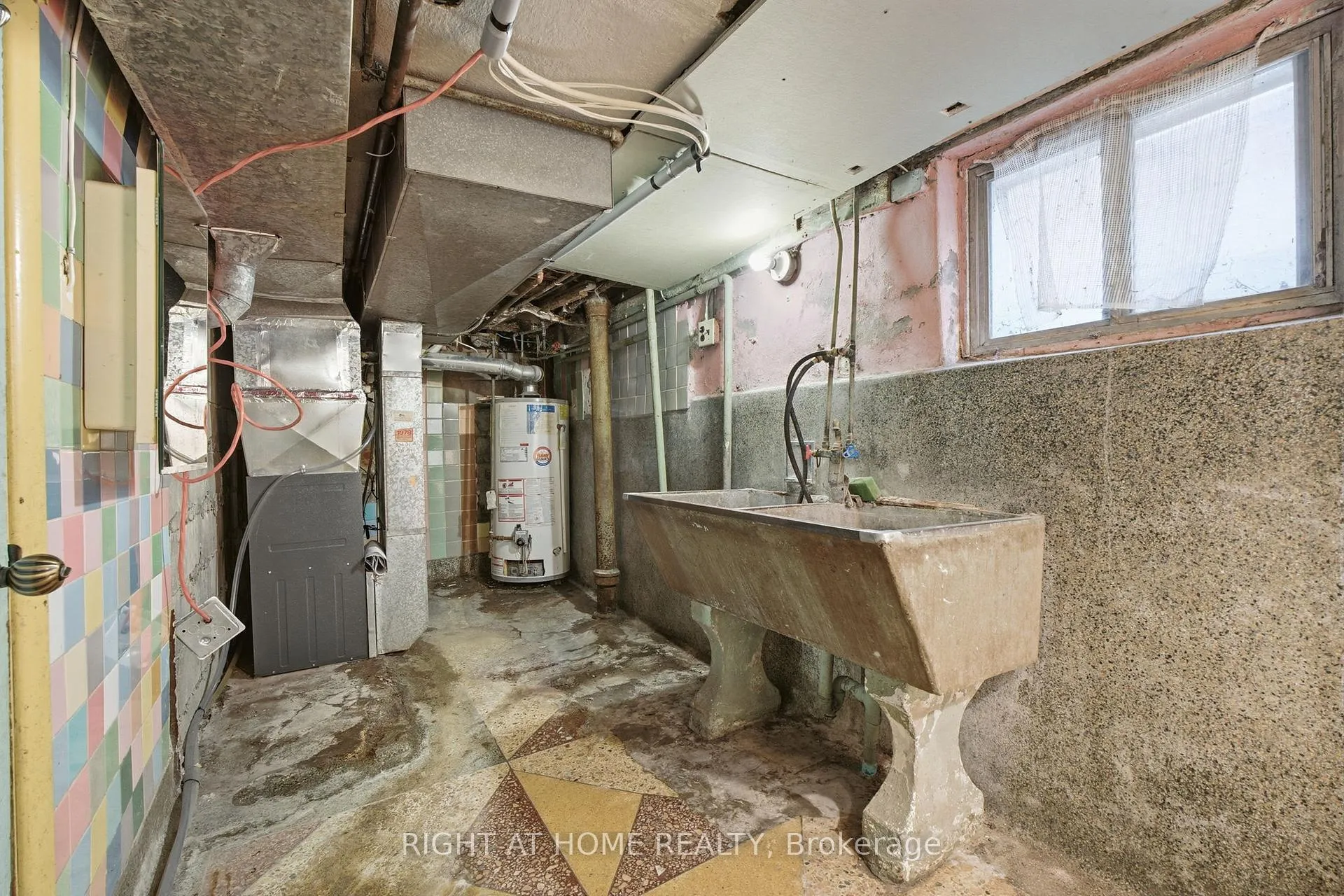 Photo 45 of 502 Salem Avenue N, Toronto, Dovercourt-Wallace Emerson-Junction — HOMEH