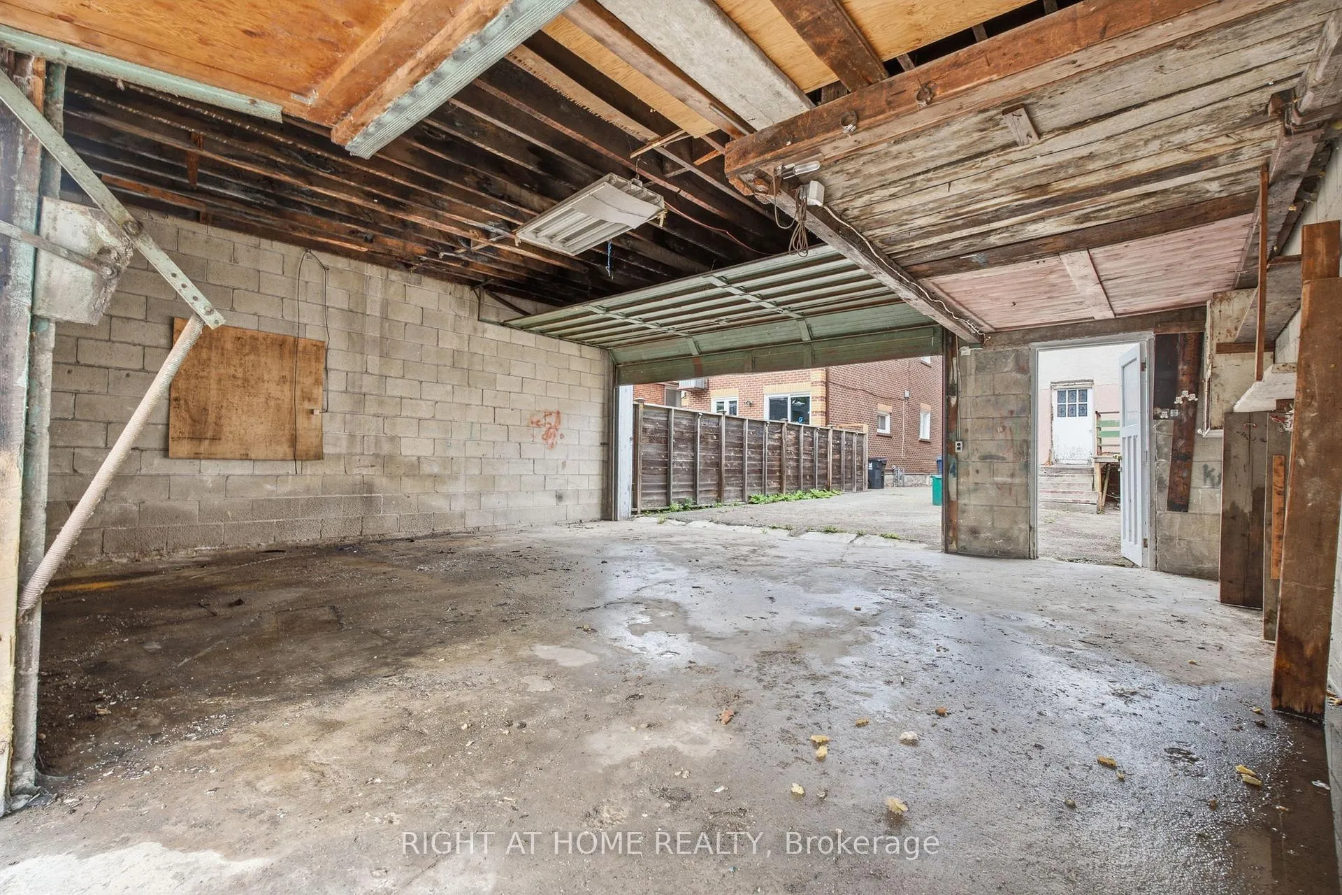 Photo 49 of 502 Salem Avenue N, Toronto, Dovercourt-Wallace Emerson-Junction — HOMEH